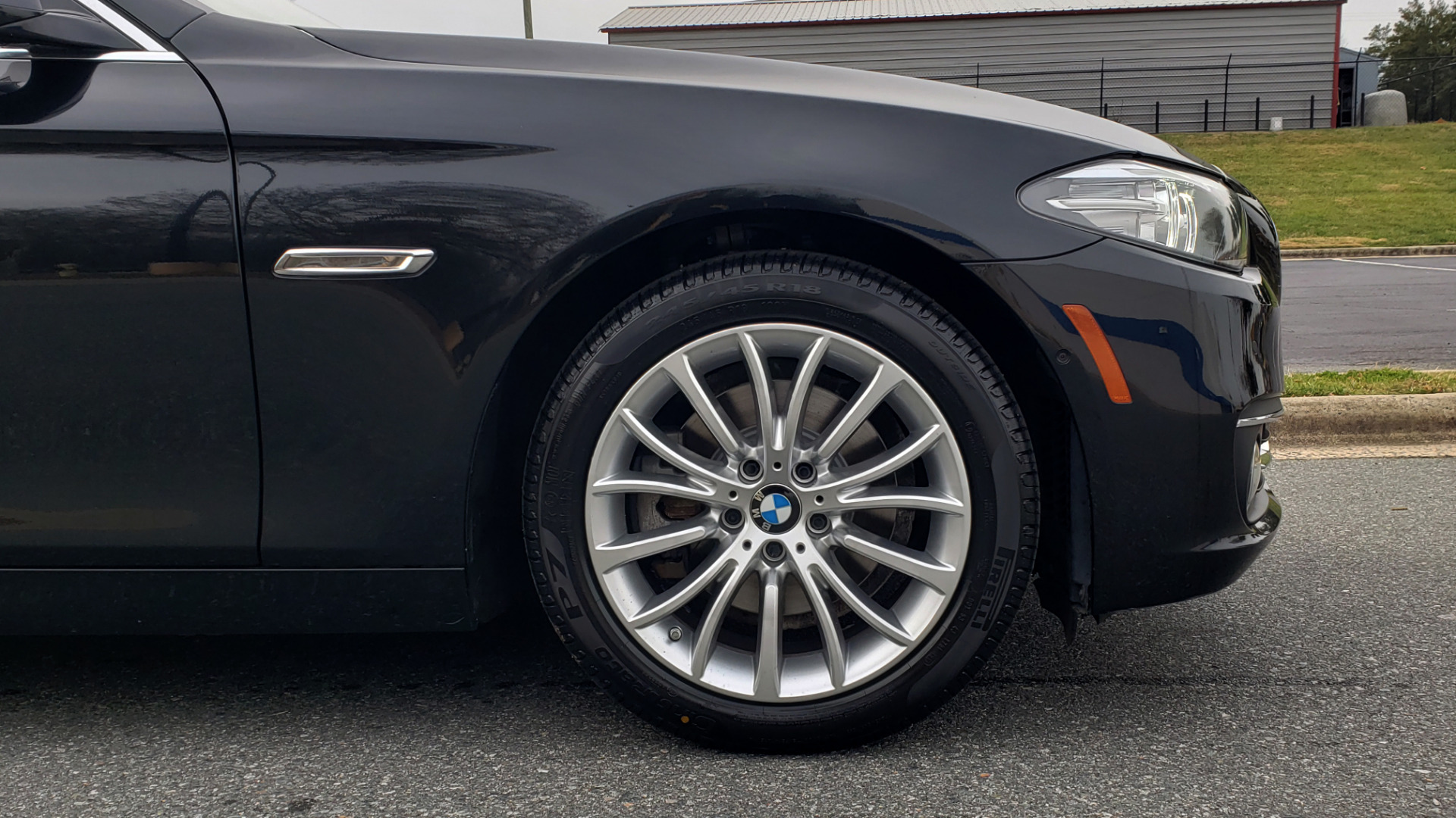 Used 2016 BMW 5 SERIES 528i XDRIVE / PREM PKG / DRVR ASST PLUS / LUXURY / COLD WTHR for sale Sold at Formula Imports in Charlotte NC 28227 13