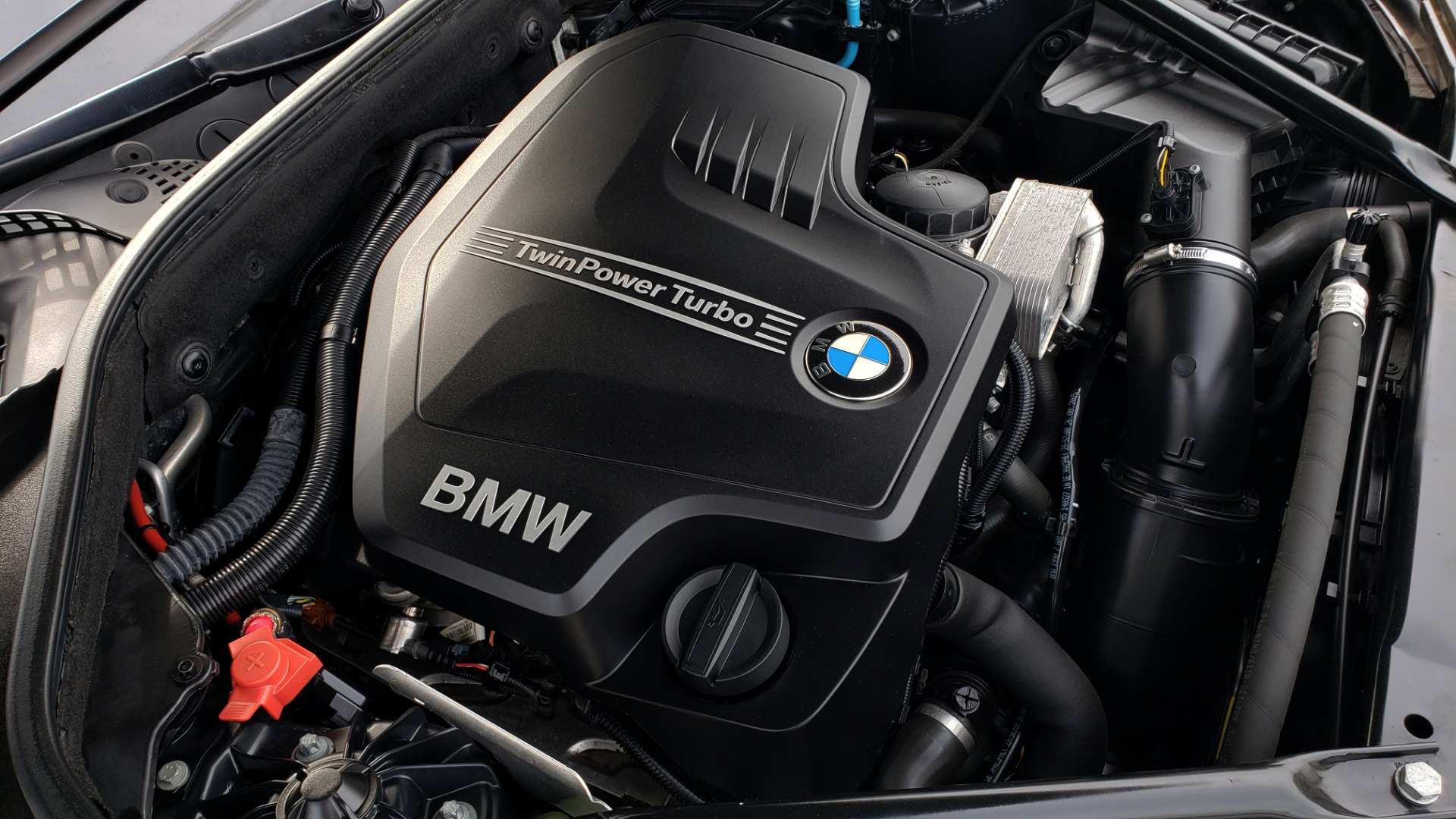 Used 2016 BMW 5 SERIES 528i XDRIVE / PREM PKG / DRVR ASST PLUS / LUXURY / COLD WTHR for sale Sold at Formula Imports in Charlotte NC 28227 16