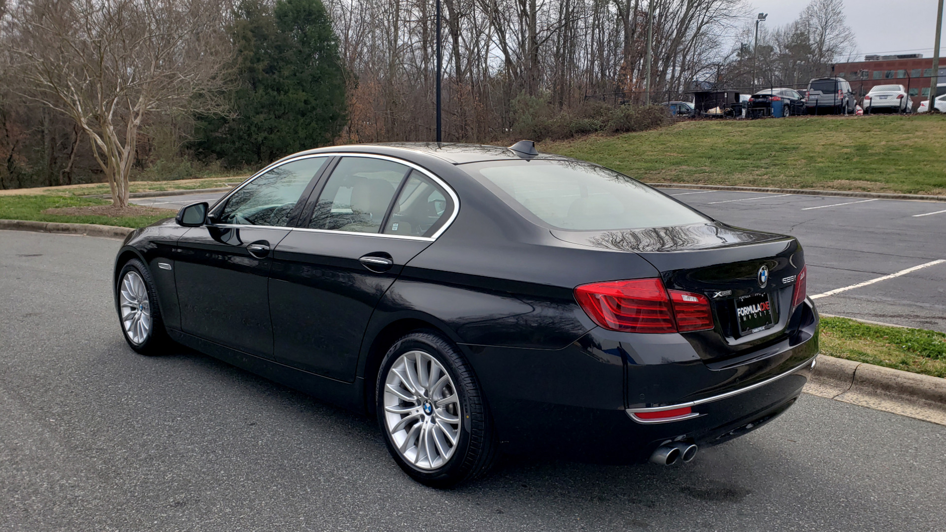 Used 2016 BMW 5 SERIES 528i XDRIVE / PREM PKG / DRVR ASST PLUS / LUXURY / COLD WTHR for sale Sold at Formula Imports in Charlotte NC 28227 3