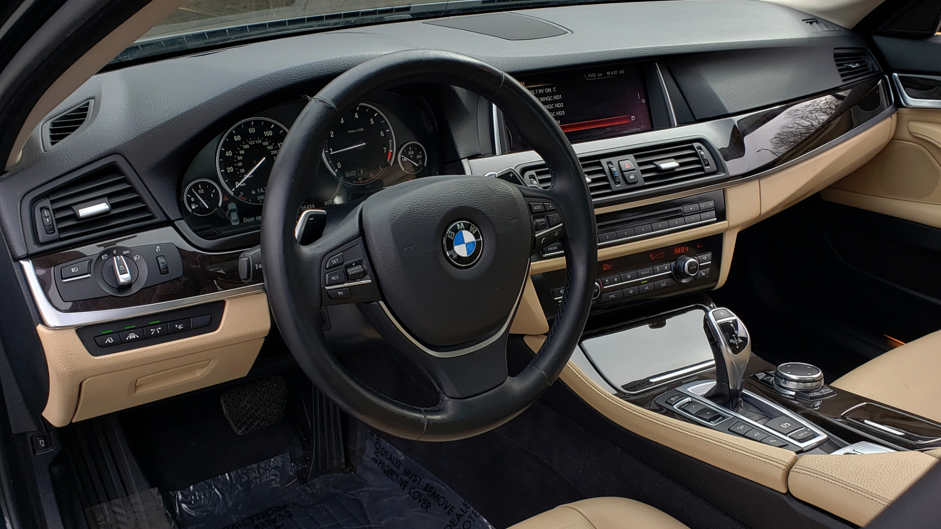 Used 2016 BMW 5 SERIES 528i XDRIVE / PREM PKG / DRVR ASST PLUS / LUXURY / COLD WTHR for sale Sold at Formula Imports in Charlotte NC 28227 39