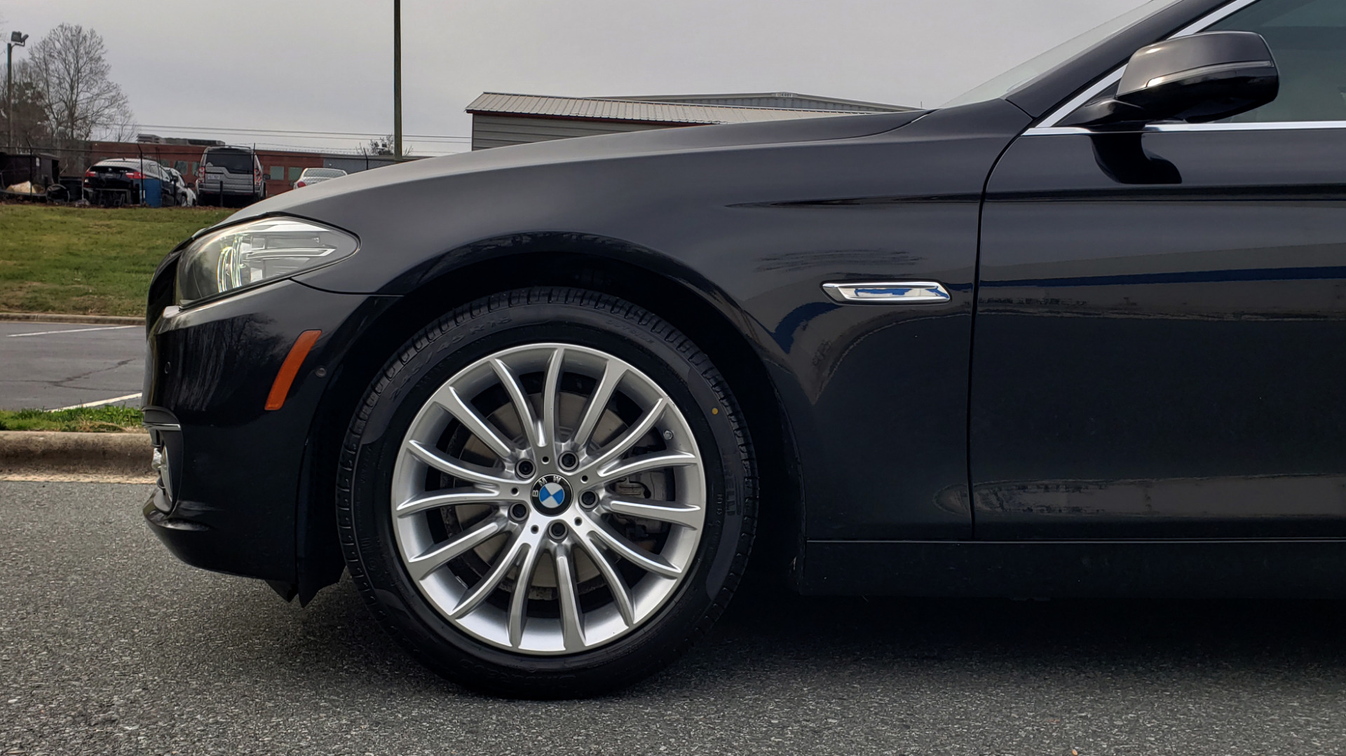 Used 2016 BMW 5 SERIES 528i XDRIVE / PREM PKG / DRVR ASST PLUS / LUXURY / COLD WTHR for sale Sold at Formula Imports in Charlotte NC 28227 6