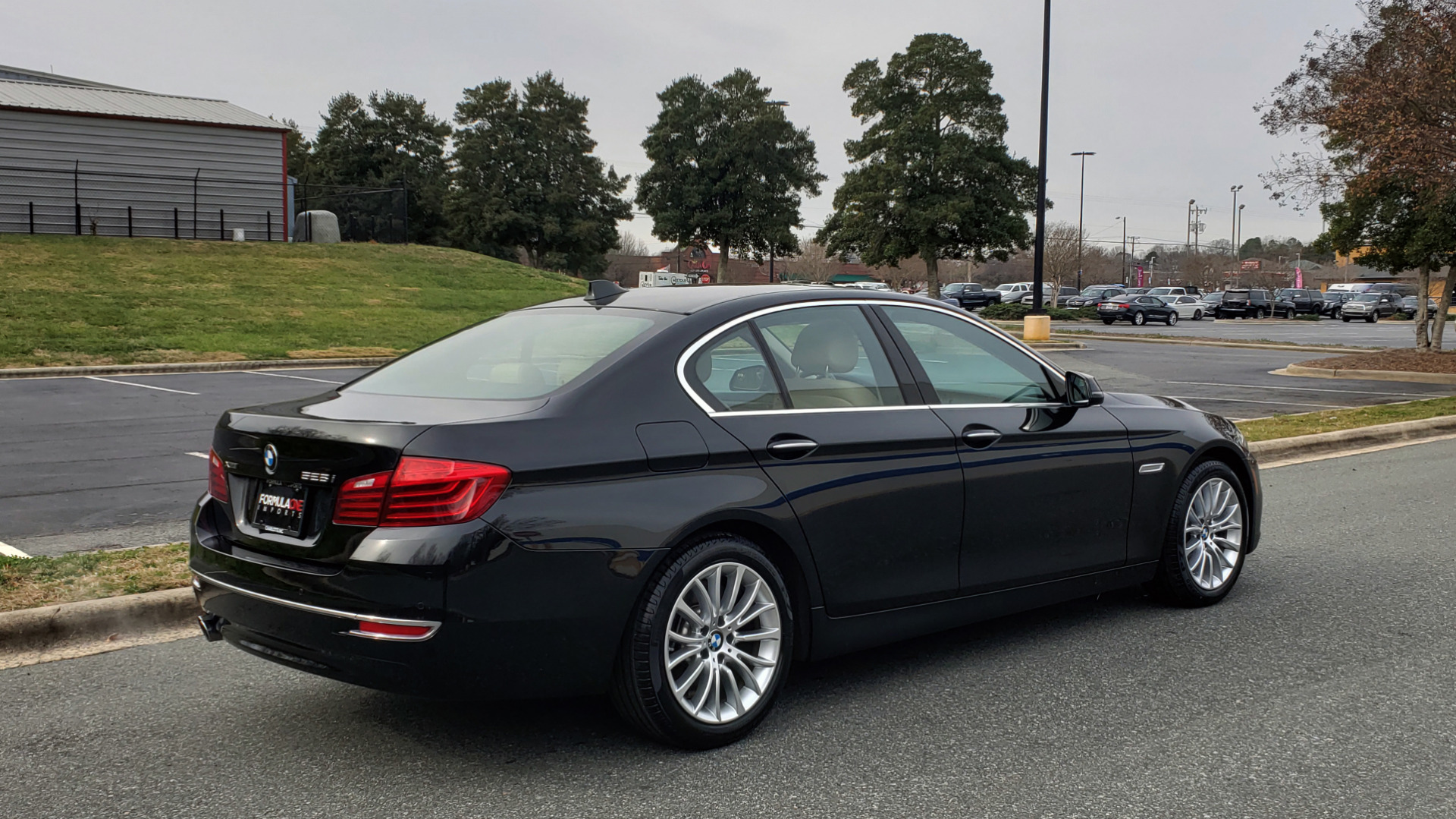 Used 2016 BMW 5 SERIES 528i XDRIVE / PREM PKG / DRVR ASST PLUS / LUXURY / COLD WTHR for sale Sold at Formula Imports in Charlotte NC 28227 9