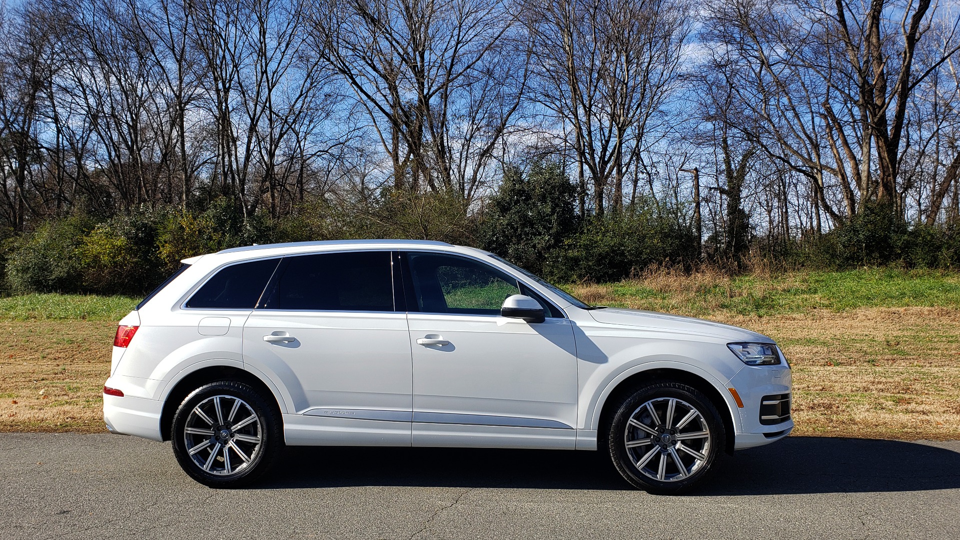 Used 2017 Audi Q7 PRESTIGE / DRVR ASST / CLD WTHR / TOW PKG / BOSE for sale Sold at Formula Imports in Charlotte NC 28227 14