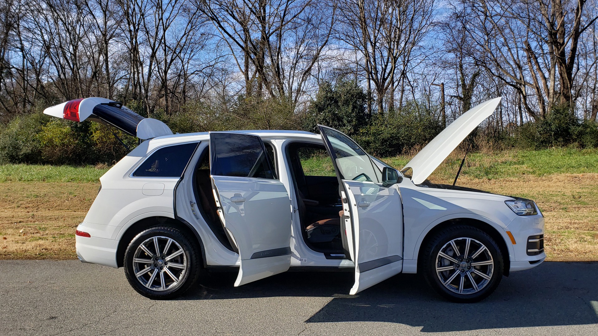 Used 2017 Audi Q7 PRESTIGE / DRVR ASST / CLD WTHR / TOW PKG / BOSE for sale Sold at Formula Imports in Charlotte NC 28227 16