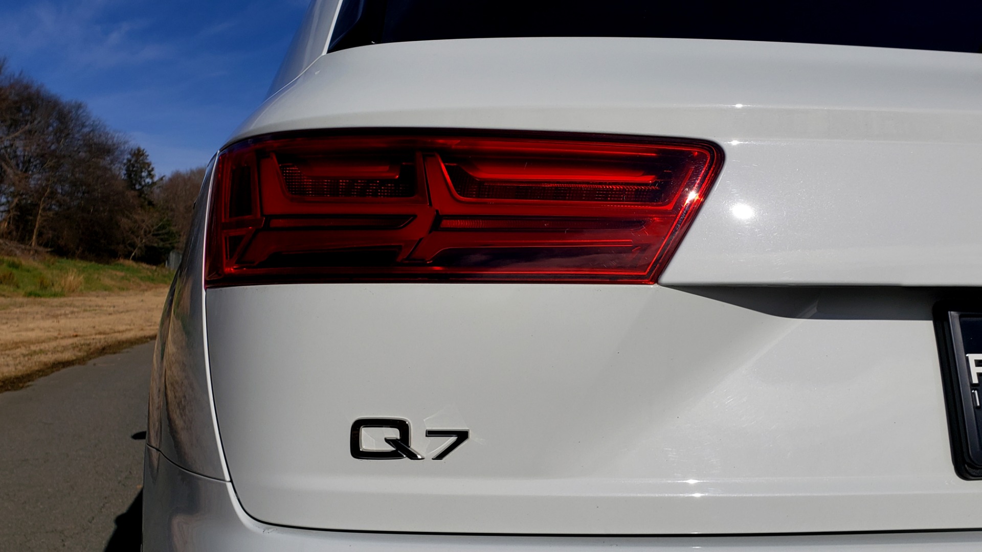 Used 2017 Audi Q7 PRESTIGE / DRVR ASST / CLD WTHR / TOW PKG / BOSE for sale Sold at Formula Imports in Charlotte NC 28227 27