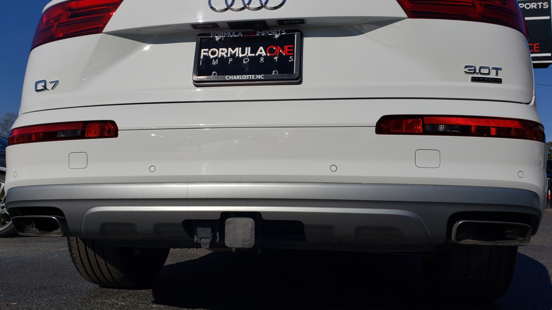Used 2017 Audi Q7 PRESTIGE / DRVR ASST / CLD WTHR / TOW PKG / BOSE for sale Sold at Formula Imports in Charlotte NC 28227 37