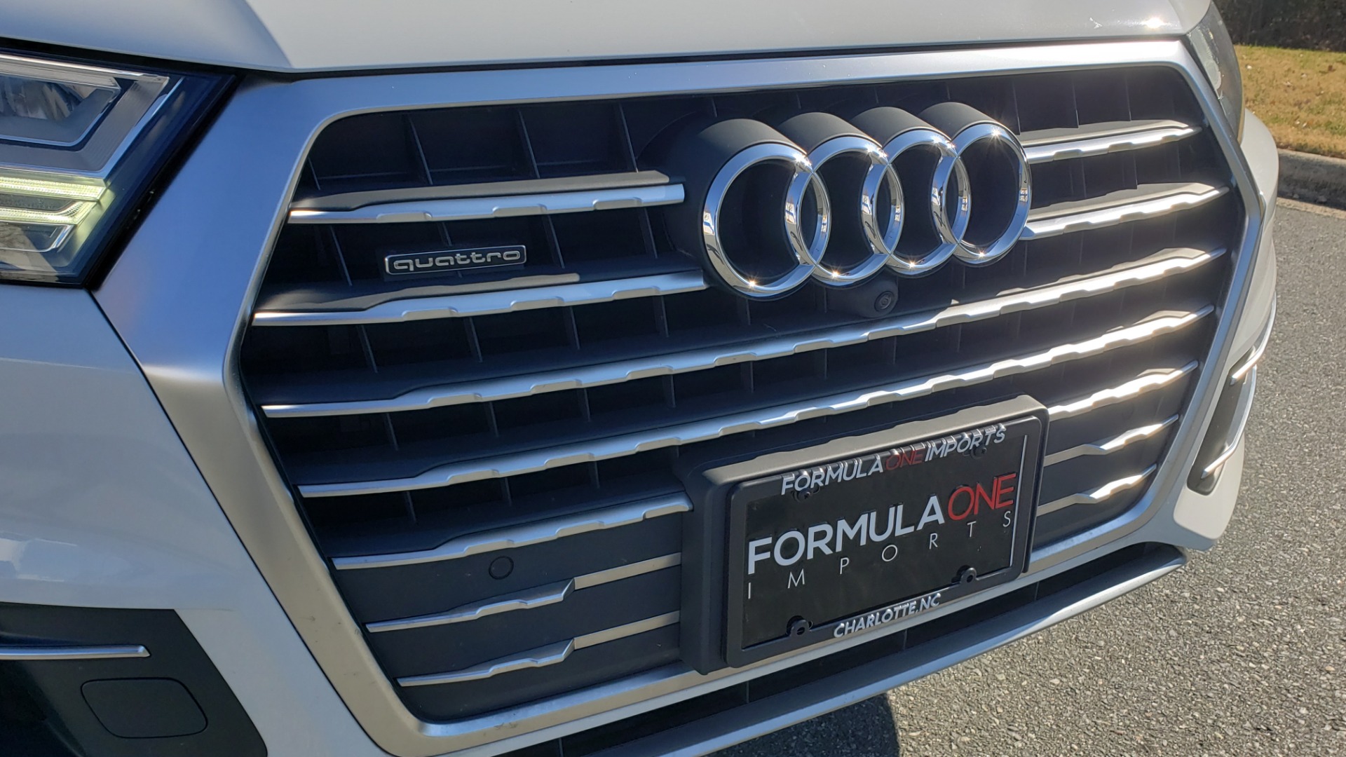 Used 2017 Audi Q7 PRESTIGE / DRVR ASST / CLD WTHR / TOW PKG / BOSE for sale Sold at Formula Imports in Charlotte NC 28227 49