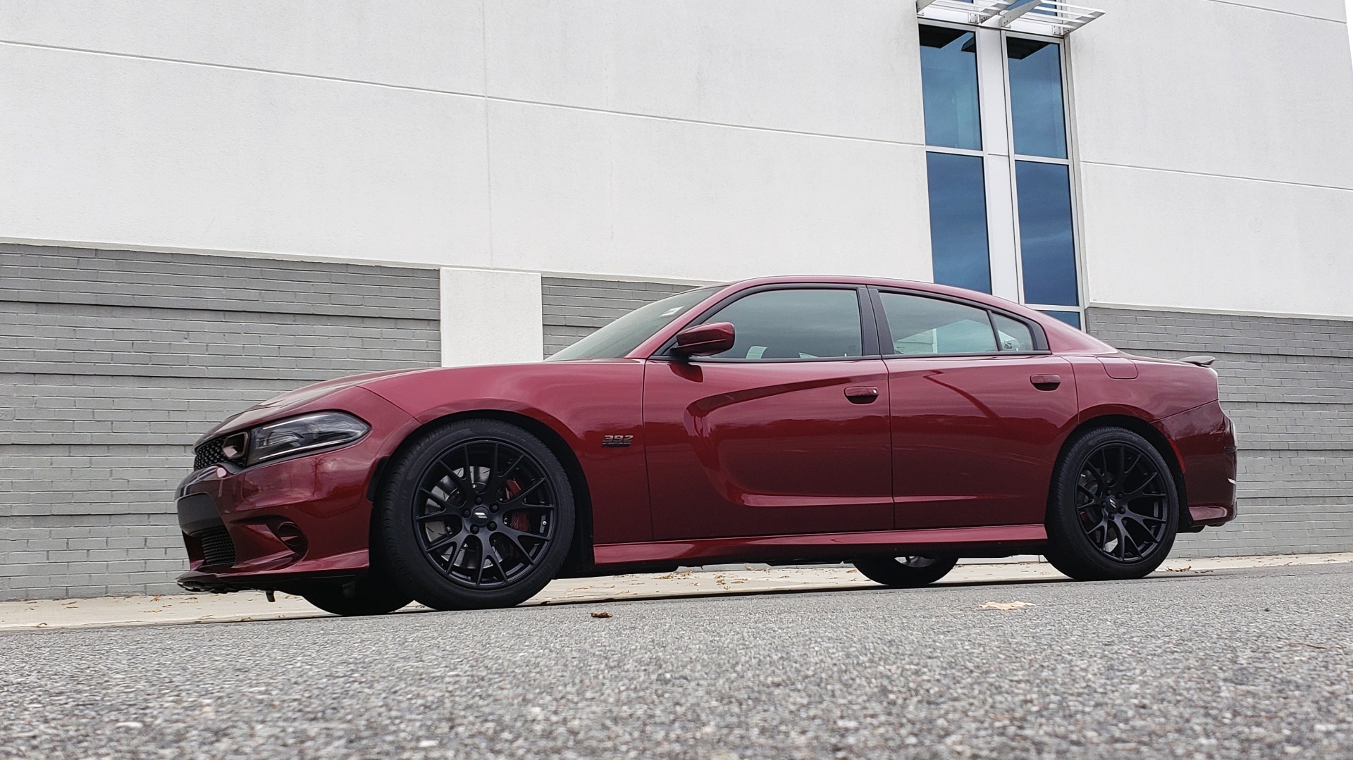Used 2018 Dodge CHARGER R/T SCAT PACK / 6.4L 485HP / 8-SPD AUTO / HEATED / REARVIEW for sale Sold at Formula Imports in Charlotte NC 28227 2