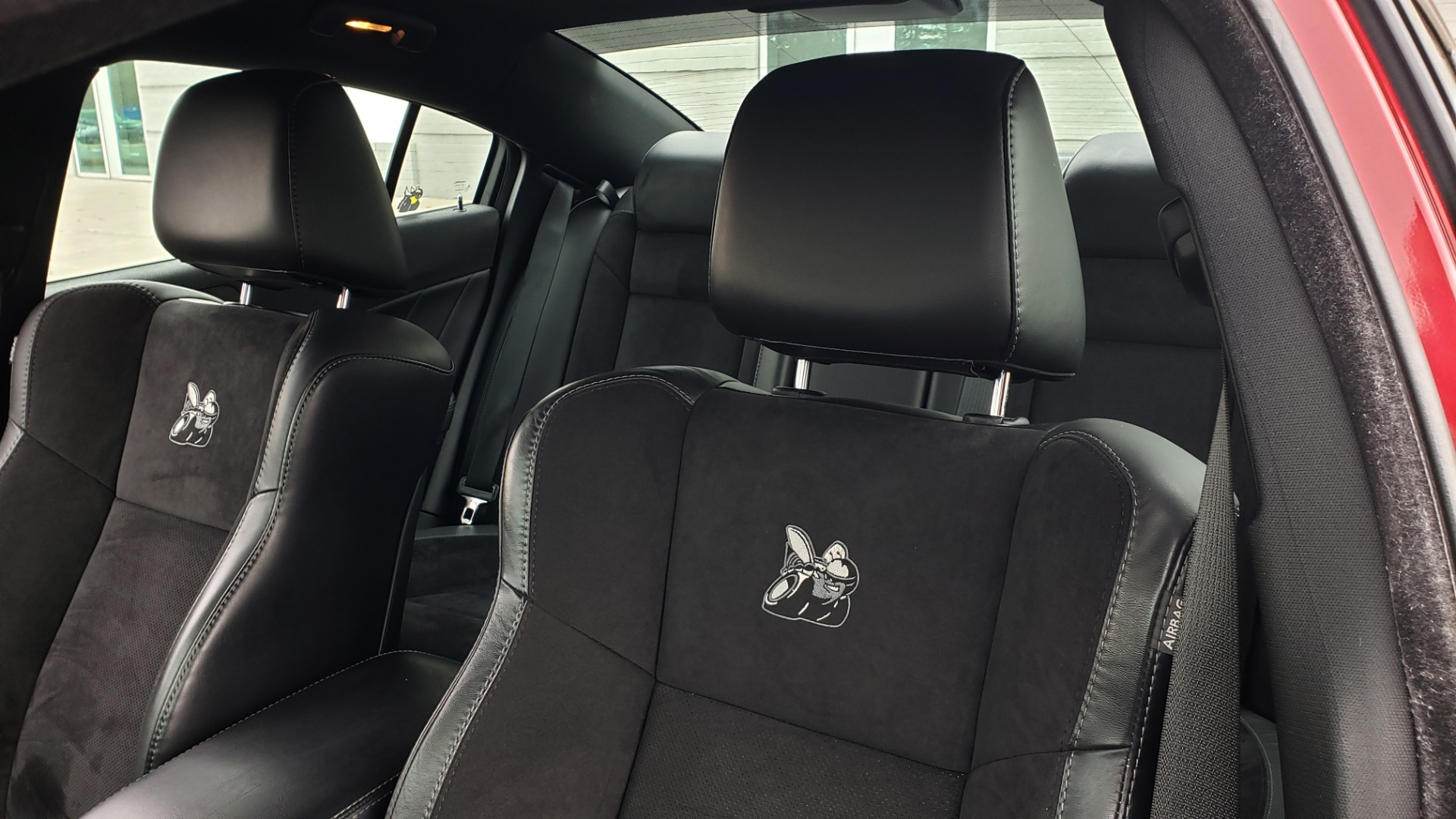 Used 2018 Dodge CHARGER R/T SCAT PACK / 6.4L 485HP / 8-SPD AUTO / HEATED / REARVIEW for sale Sold at Formula Imports in Charlotte NC 28227 29