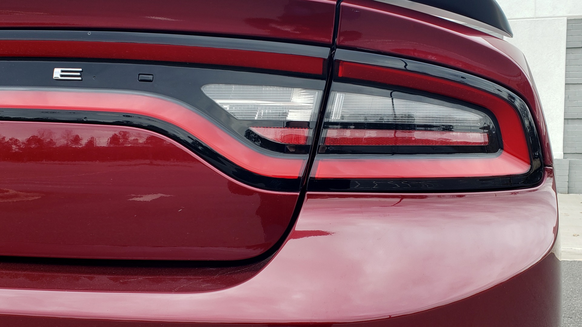 Used 2018 Dodge CHARGER R/T SCAT PACK / 6.4L 485HP / 8-SPD AUTO / HEATED / REARVIEW for sale Sold at Formula Imports in Charlotte NC 28227 33