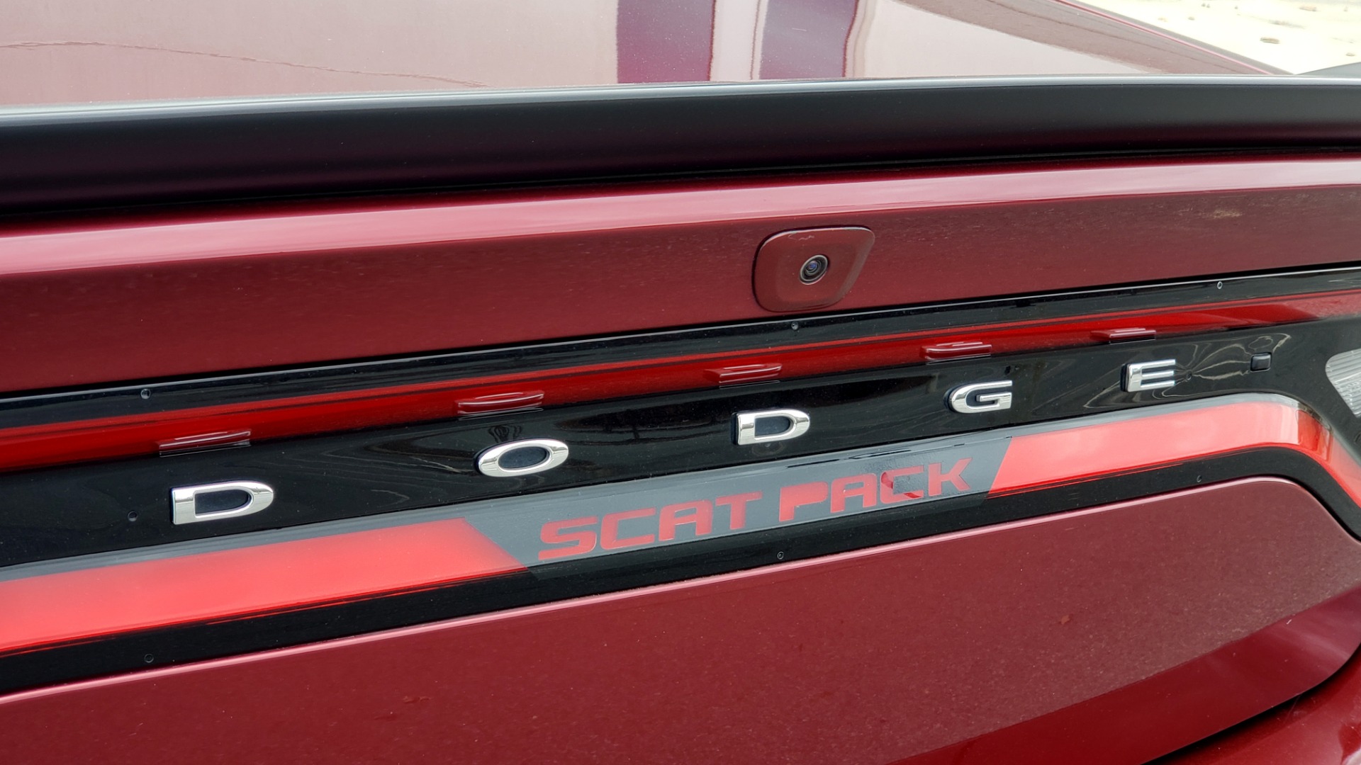 Used 2018 Dodge CHARGER R/T SCAT PACK / 6.4L 485HP / 8-SPD AUTO / HEATED / REARVIEW for sale Sold at Formula Imports in Charlotte NC 28227 34