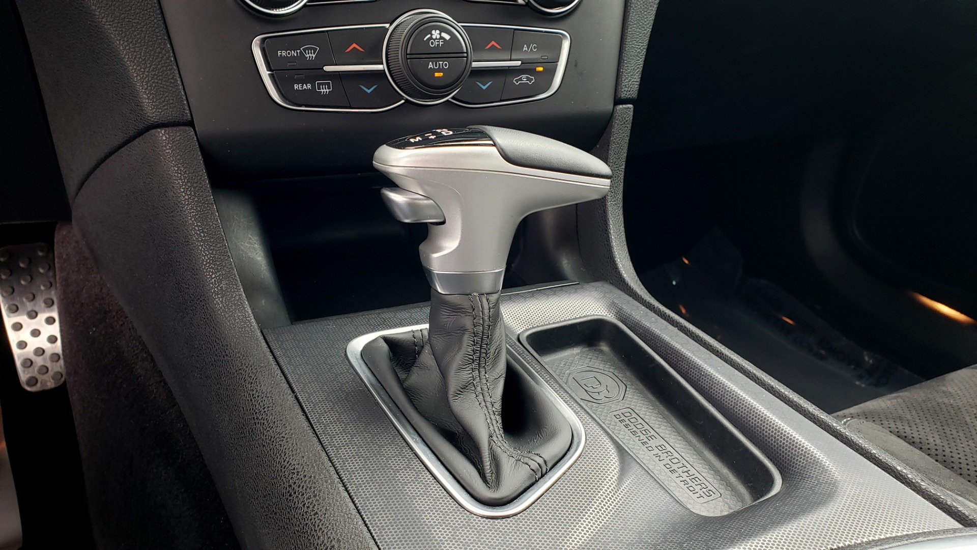 Used 2018 Dodge CHARGER R/T SCAT PACK / 6.4L 485HP / 8-SPD AUTO / HEATED / REARVIEW for sale Sold at Formula Imports in Charlotte NC 28227 93