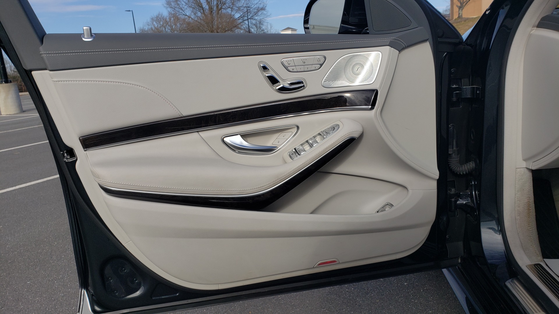 Used 2015 Mercedes-Benz S-CLASS S 550 PREMIUM / SPORT / WARMTH&COMFORT / DRVR ASST / SRND VIEW for sale Sold at Formula Imports in Charlotte NC 28227 36
