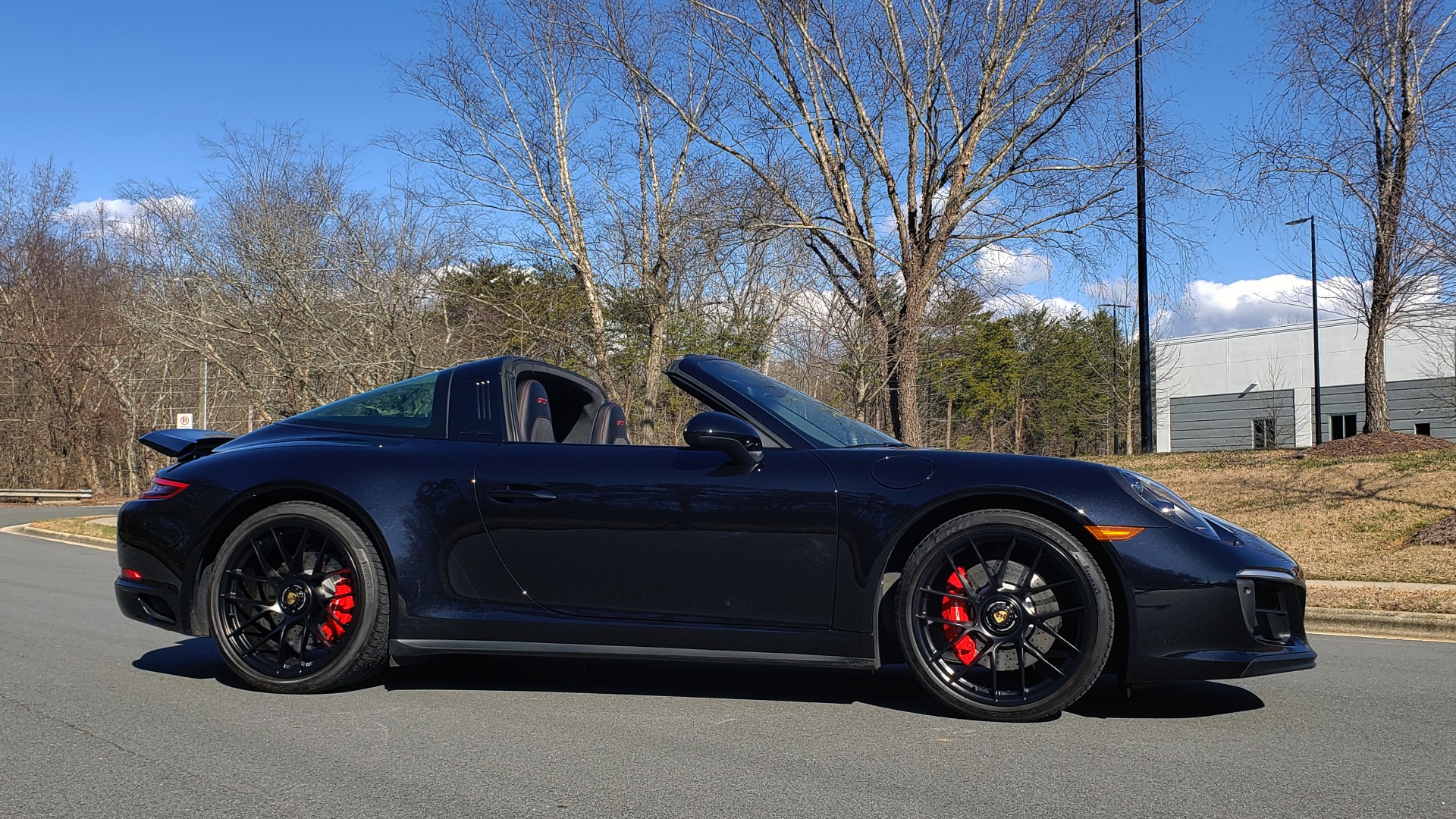 Used 2017 Porsche 911 TARGA 4 GTS / NAV / 7-SPD MANUAL / BURMESTER / REARVIEW for sale Sold at Formula Imports in Charlotte NC 28227 4