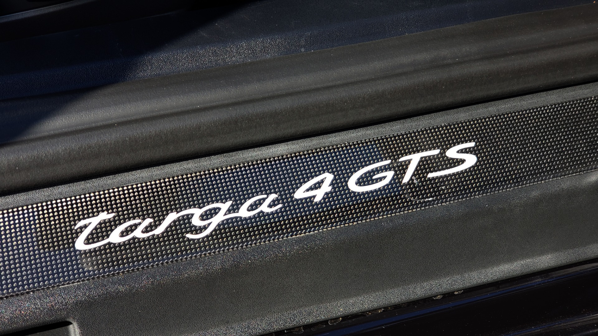 Used 2017 Porsche 911 TARGA 4 GTS / NAV / 7-SPD MANUAL / BURMESTER / REARVIEW for sale Sold at Formula Imports in Charlotte NC 28227 83