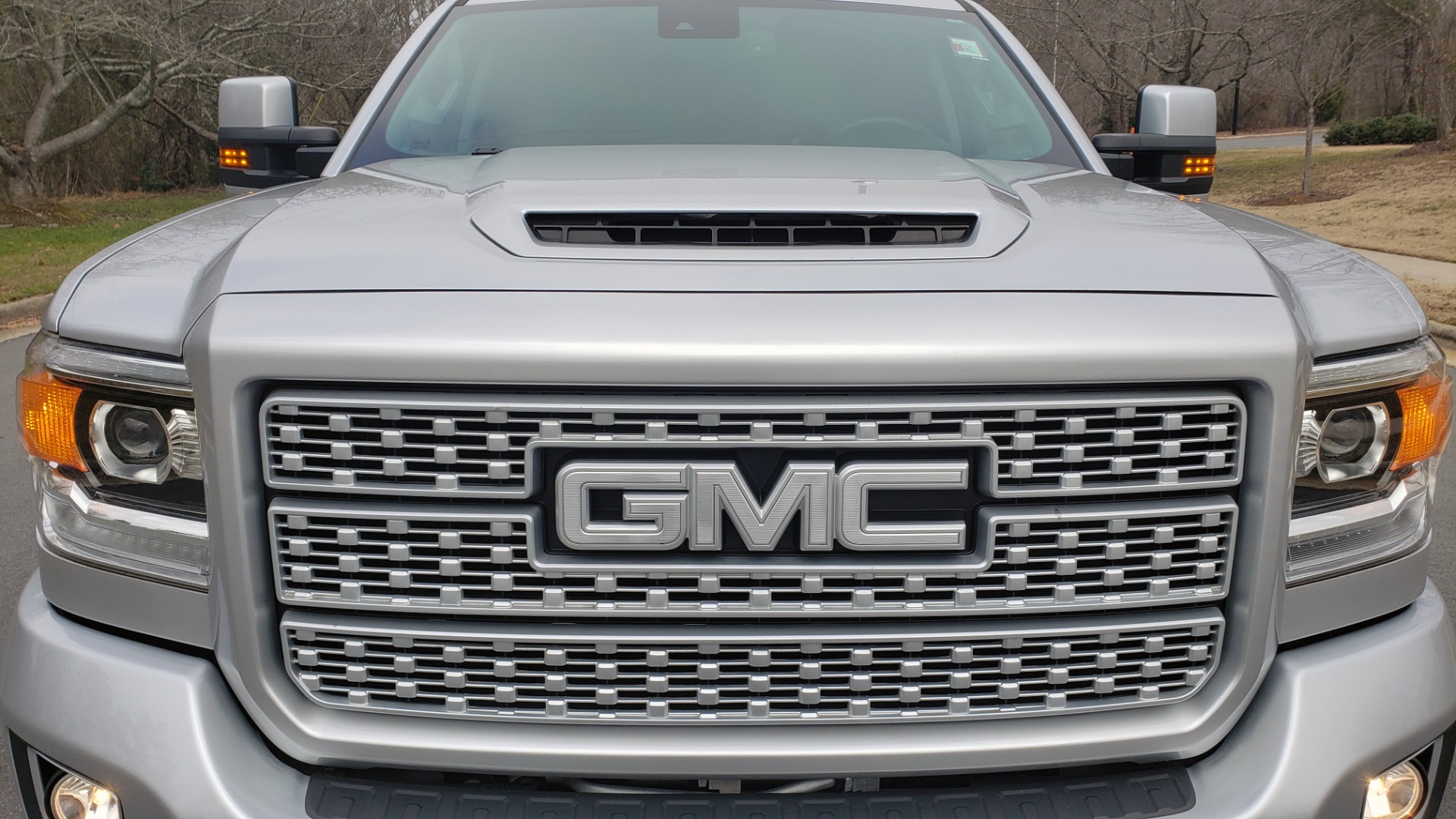 Used 2018 GMC SIERRA 2500HD DENALI 4X4 CREWCAB / 6.6L DURAMAX PLUS / NAV / SUNROOF / REARVIEW for sale Sold at Formula Imports in Charlotte NC 28227 24