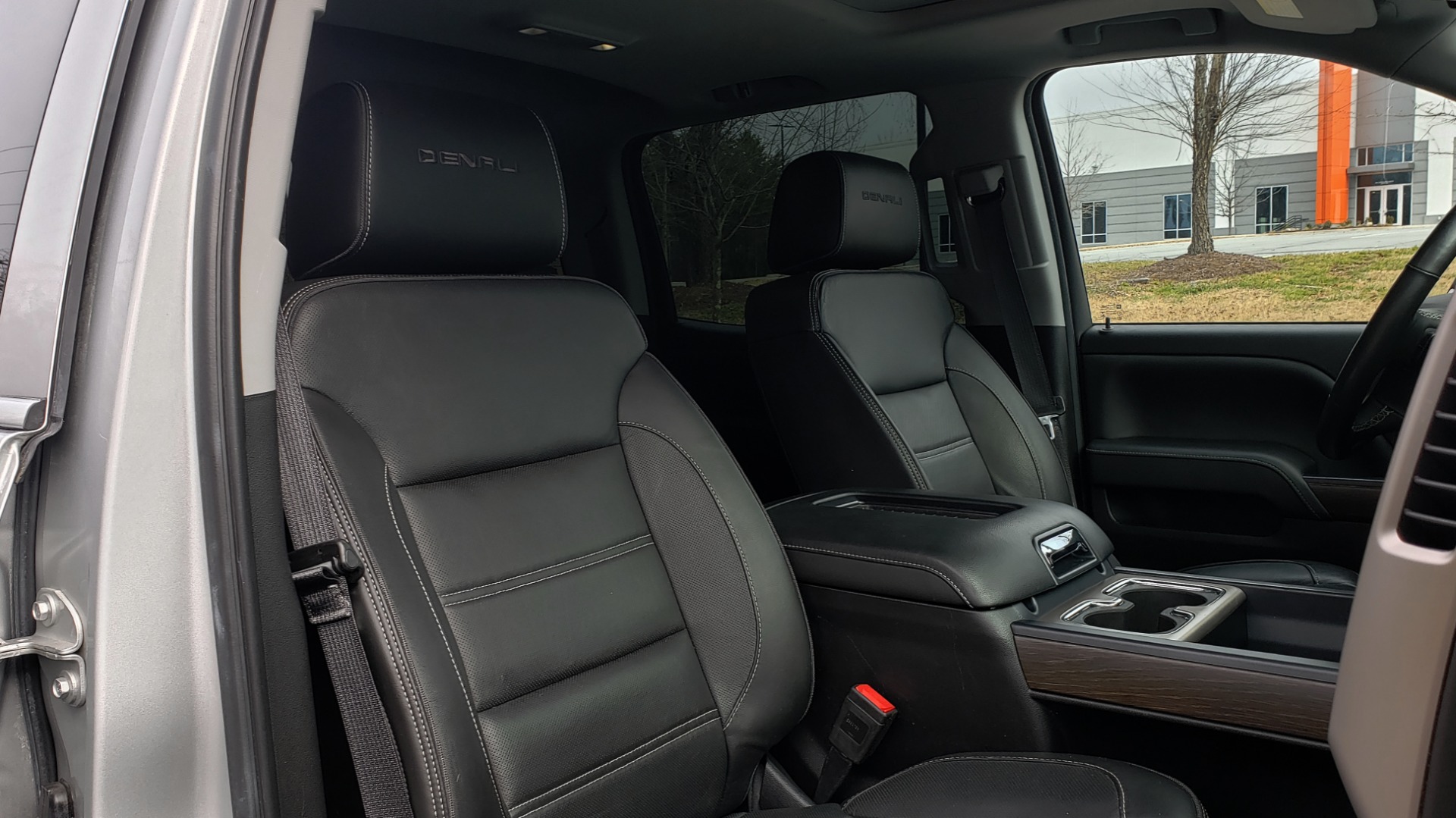 Used 2018 GMC SIERRA 2500HD DENALI 4X4 CREWCAB / 6.6L DURAMAX PLUS / NAV / SUNROOF / REARVIEW for sale Sold at Formula Imports in Charlotte NC 28227 73