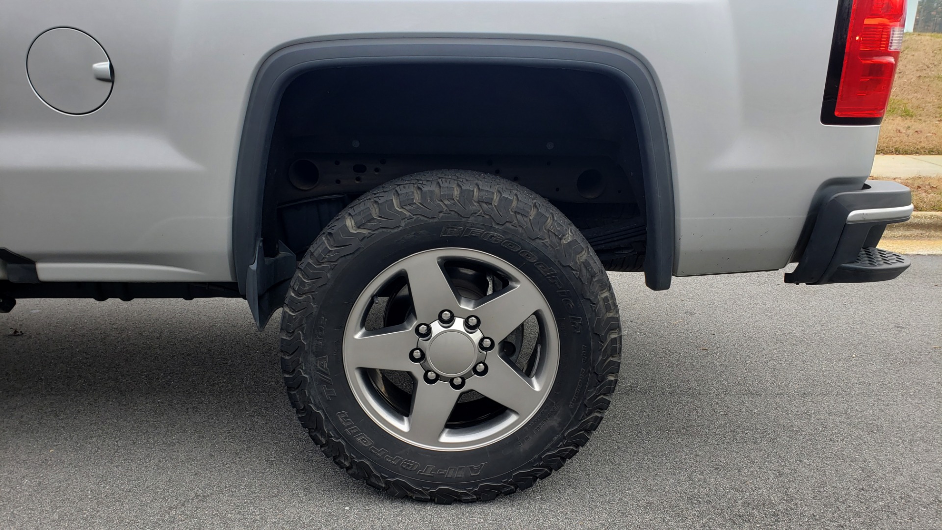 Used 2018 GMC SIERRA 2500HD DENALI 4X4 CREWCAB / 6.6L DURAMAX PLUS / NAV / SUNROOF / REARVIEW for sale Sold at Formula Imports in Charlotte NC 28227 85
