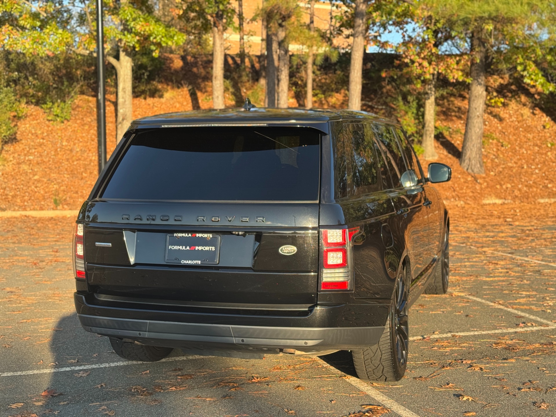 Used 2016 Land Rover RANGE ROVER SC V8 / LWB / NAV / PANO-ROOF / BURMESTER / REARVIEW for sale Sold at Formula Imports in Charlotte NC 28227 11