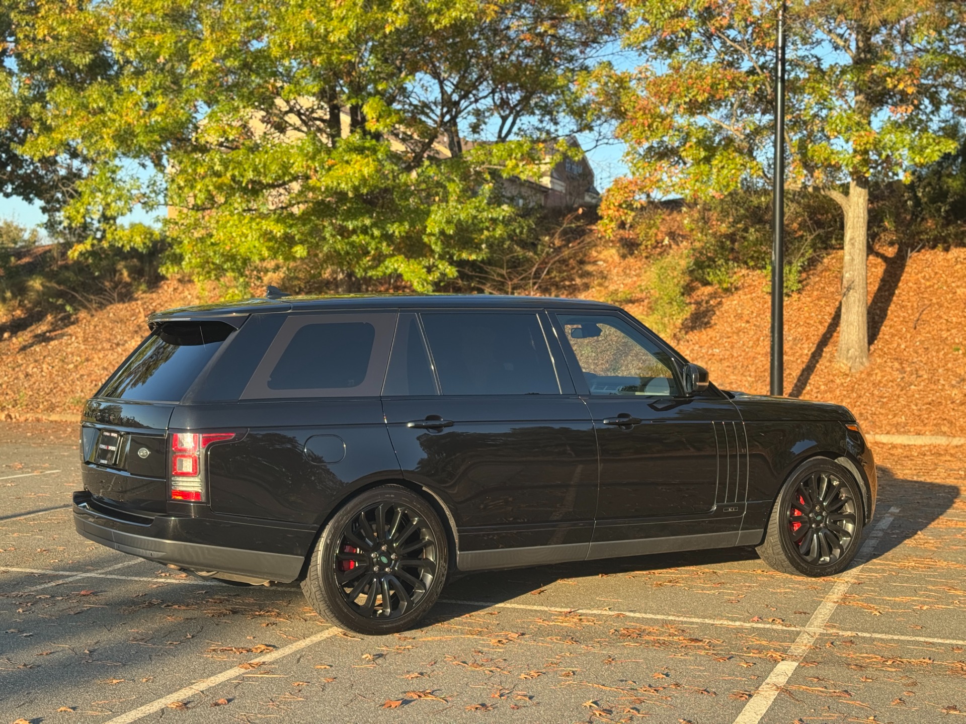 Used 2016 Land Rover RANGE ROVER SC V8 / LWB / NAV / PANO-ROOF / BURMESTER / REARVIEW for sale Sold at Formula Imports in Charlotte NC 28227 13