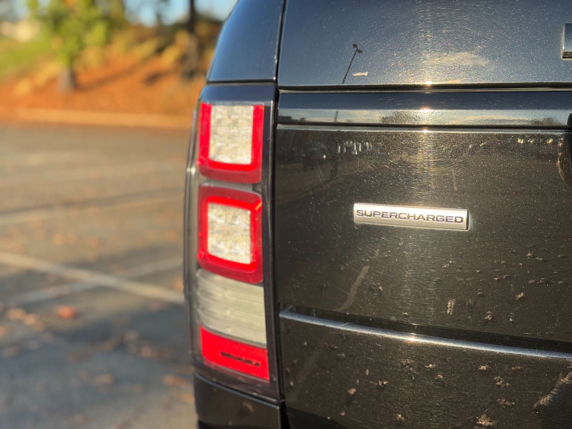 Used 2016 Land Rover Range Rover Supercharged LWB for sale Sold at Formula Imports in Charlotte NC 28227 18