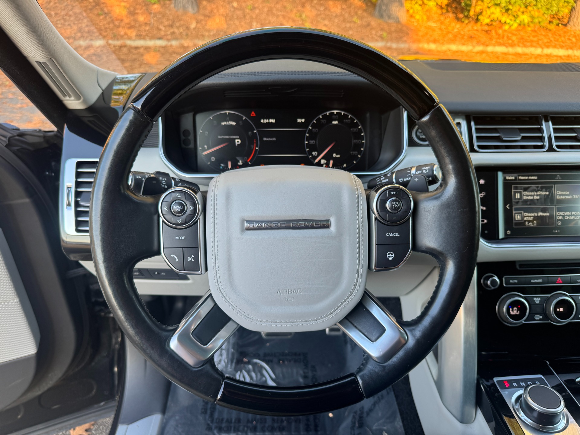 Used 2016 Land Rover RANGE ROVER SC V8 / LWB / NAV / PANO-ROOF / BURMESTER / REARVIEW for sale Sold at Formula Imports in Charlotte NC 28227 26