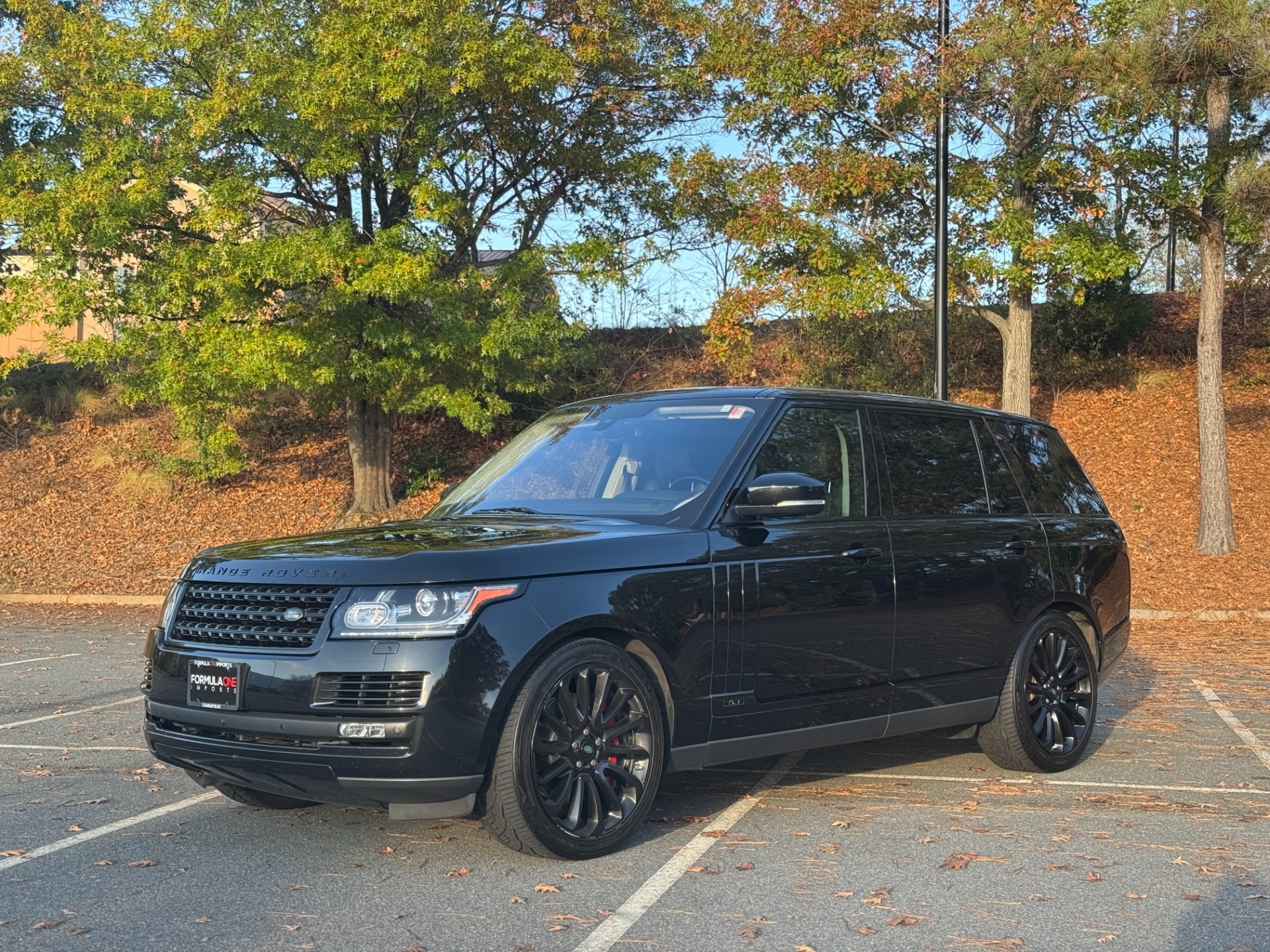 Used 2016 Land Rover RANGE ROVER SC V8 / LWB / NAV / PANO-ROOF / BURMESTER / REARVIEW for sale Sold at Formula Imports in Charlotte NC 28227 4