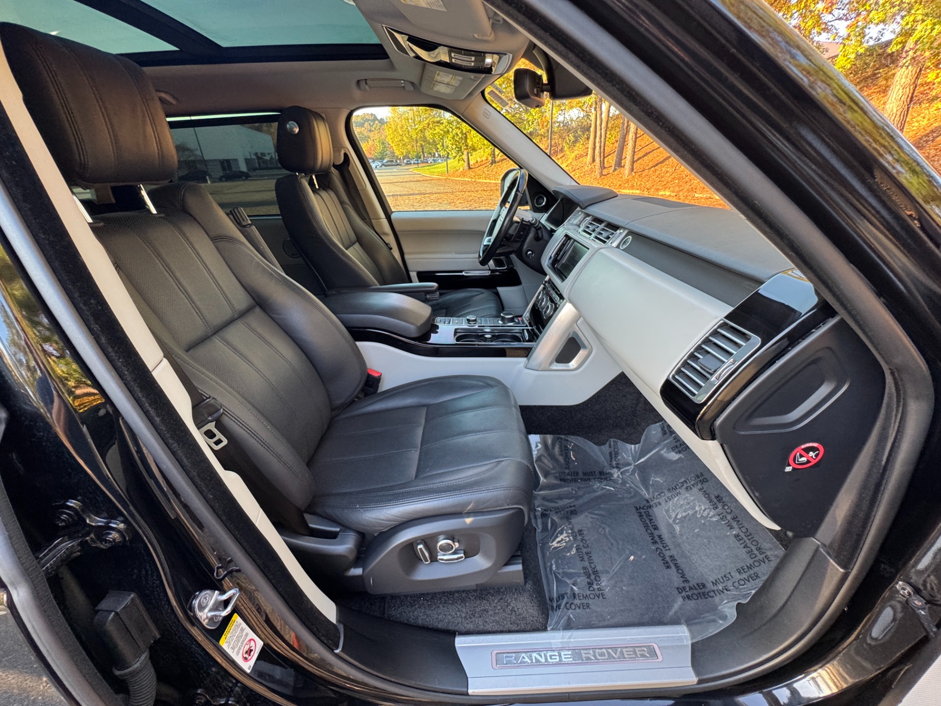Used 2016 Land Rover RANGE ROVER SC V8 / LWB / NAV / PANO-ROOF / BURMESTER / REARVIEW for sale Sold at Formula Imports in Charlotte NC 28227 49