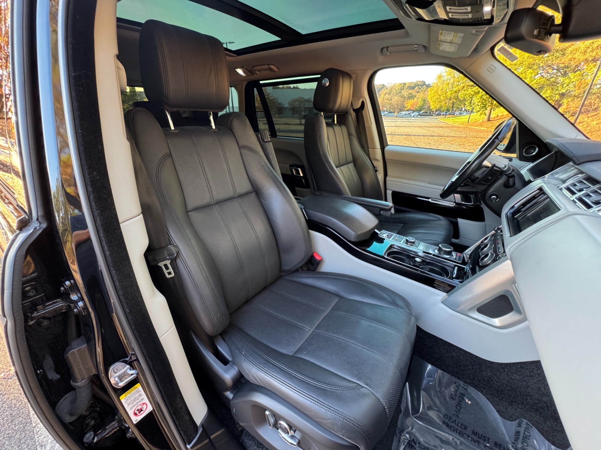 Used 2016 Land Rover RANGE ROVER SC V8 / LWB / NAV / PANO-ROOF / BURMESTER / REARVIEW for sale Sold at Formula Imports in Charlotte NC 28227 50