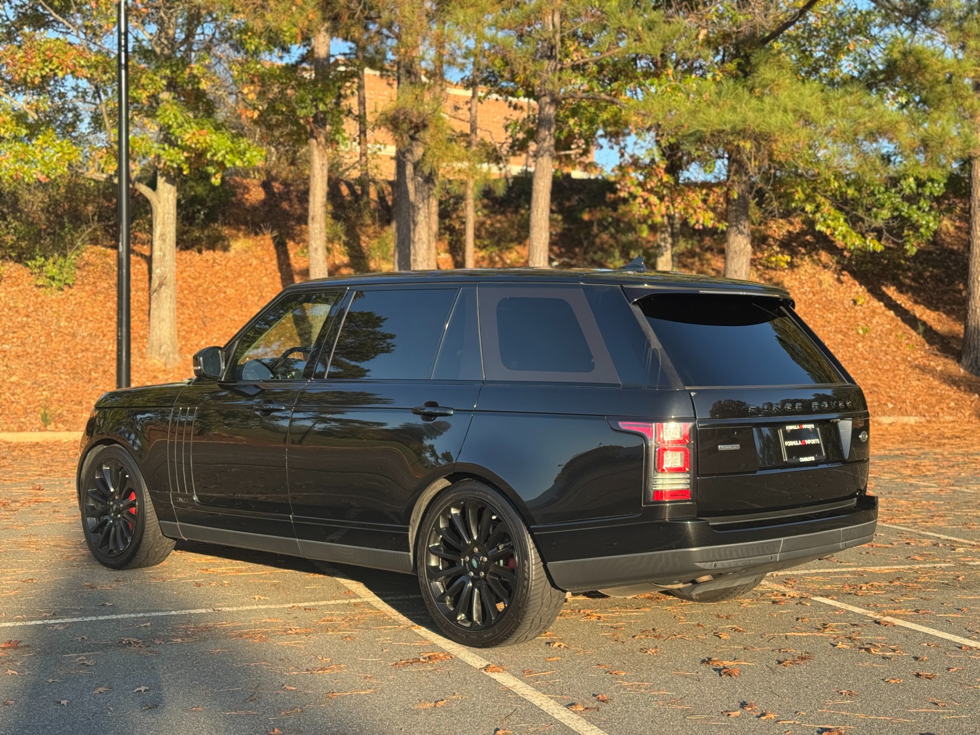 Used 2016 Land Rover RANGE ROVER SC V8 / LWB / NAV / PANO-ROOF / BURMESTER / REARVIEW for sale Sold at Formula Imports in Charlotte NC 28227 8
