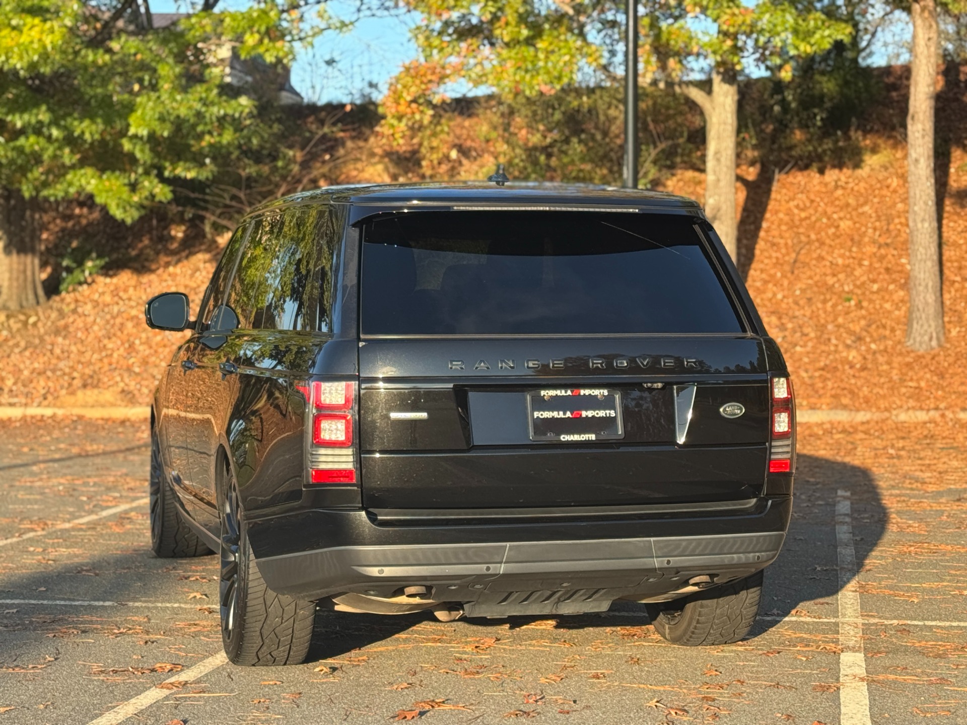 Used 2016 Land Rover Range Rover Supercharged LWB for sale Sold at Formula Imports in Charlotte NC 28227 9