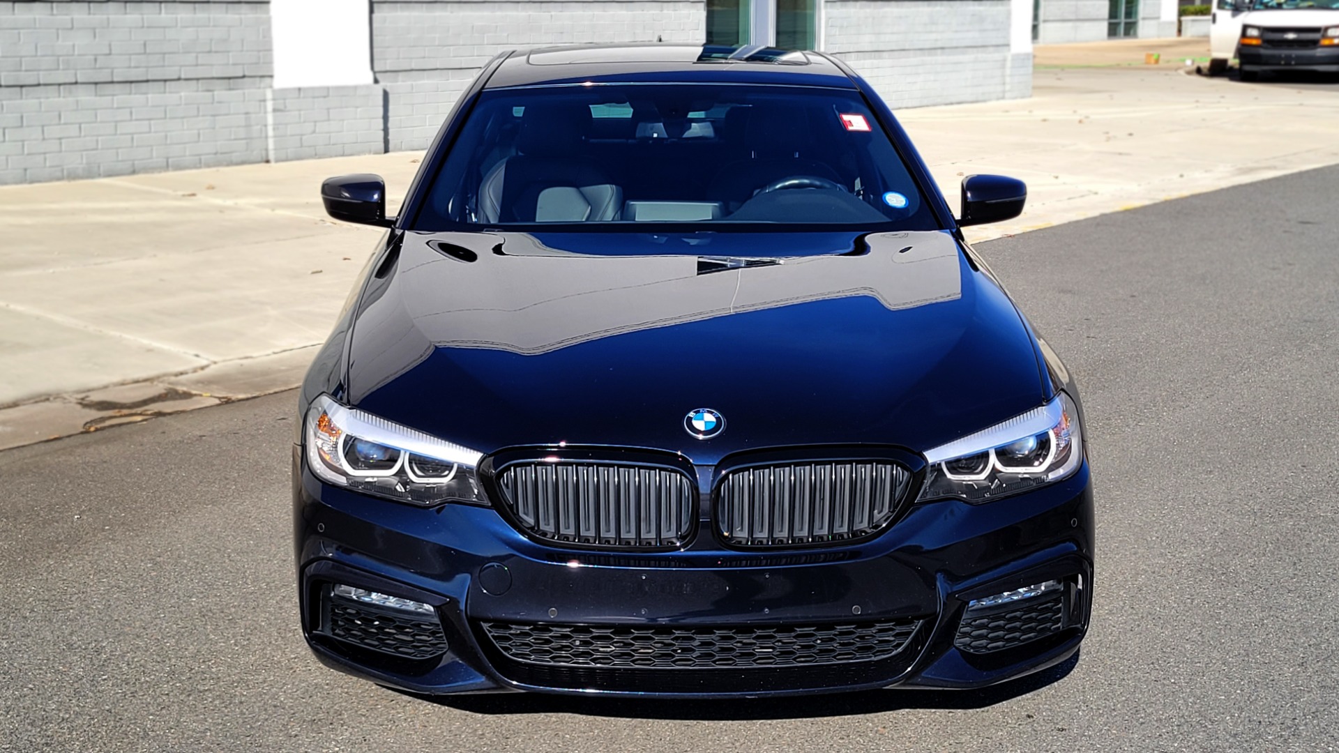Used 2018 BMW 5 SERIES 540I XDRIVE 3.0L / M-SPORT / NAV / WIFI / SUNROOF / REARVIEW for sale $41,595 at Formula Imports in Charlotte NC 28227 11