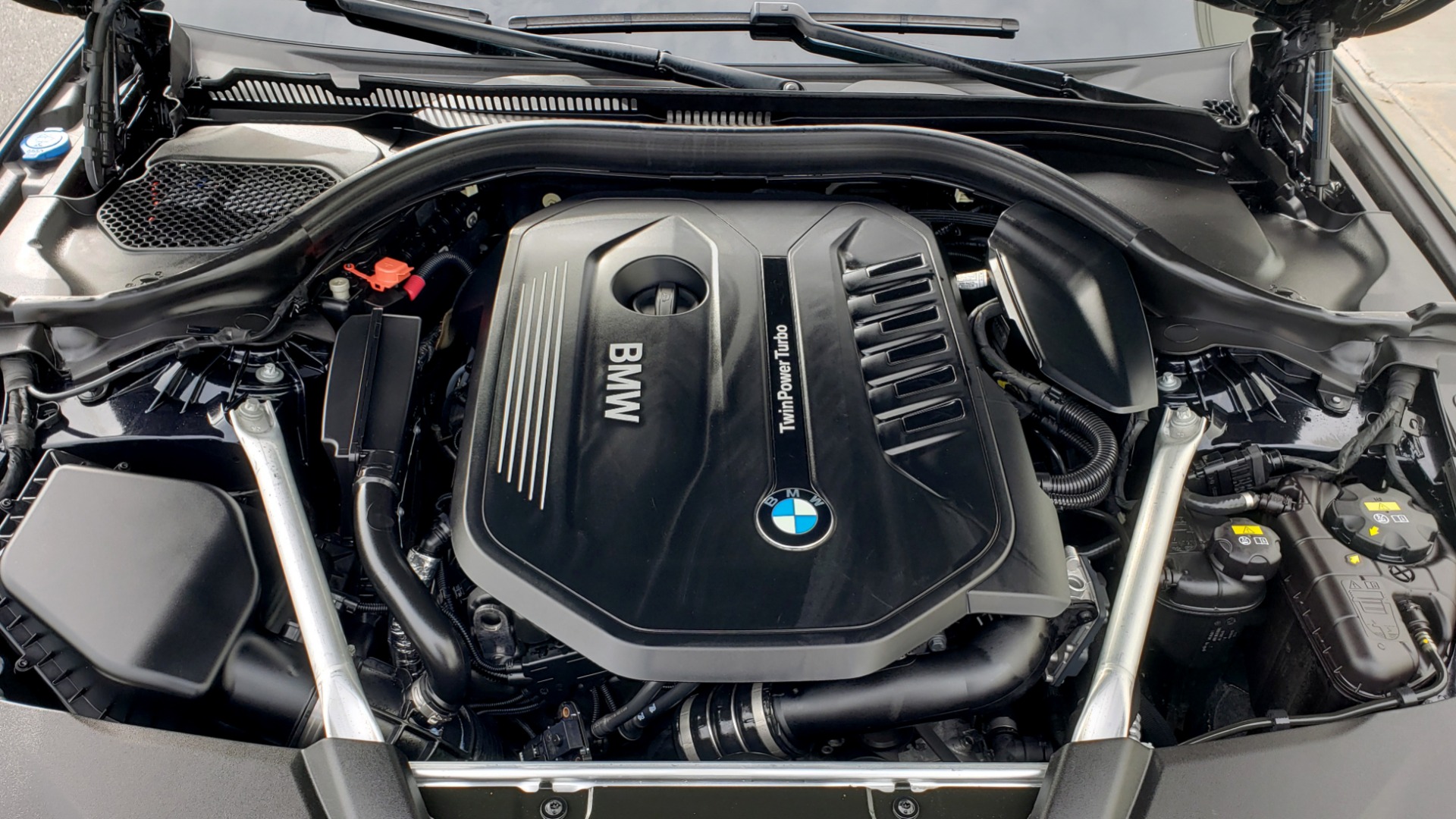 Used 2018 BMW 5 SERIES 540I XDRIVE / M-SPORT / NAV / WIFI / SUNROOF / REARVIEW for sale $36,773 at Formula Imports in Charlotte NC 28227 18