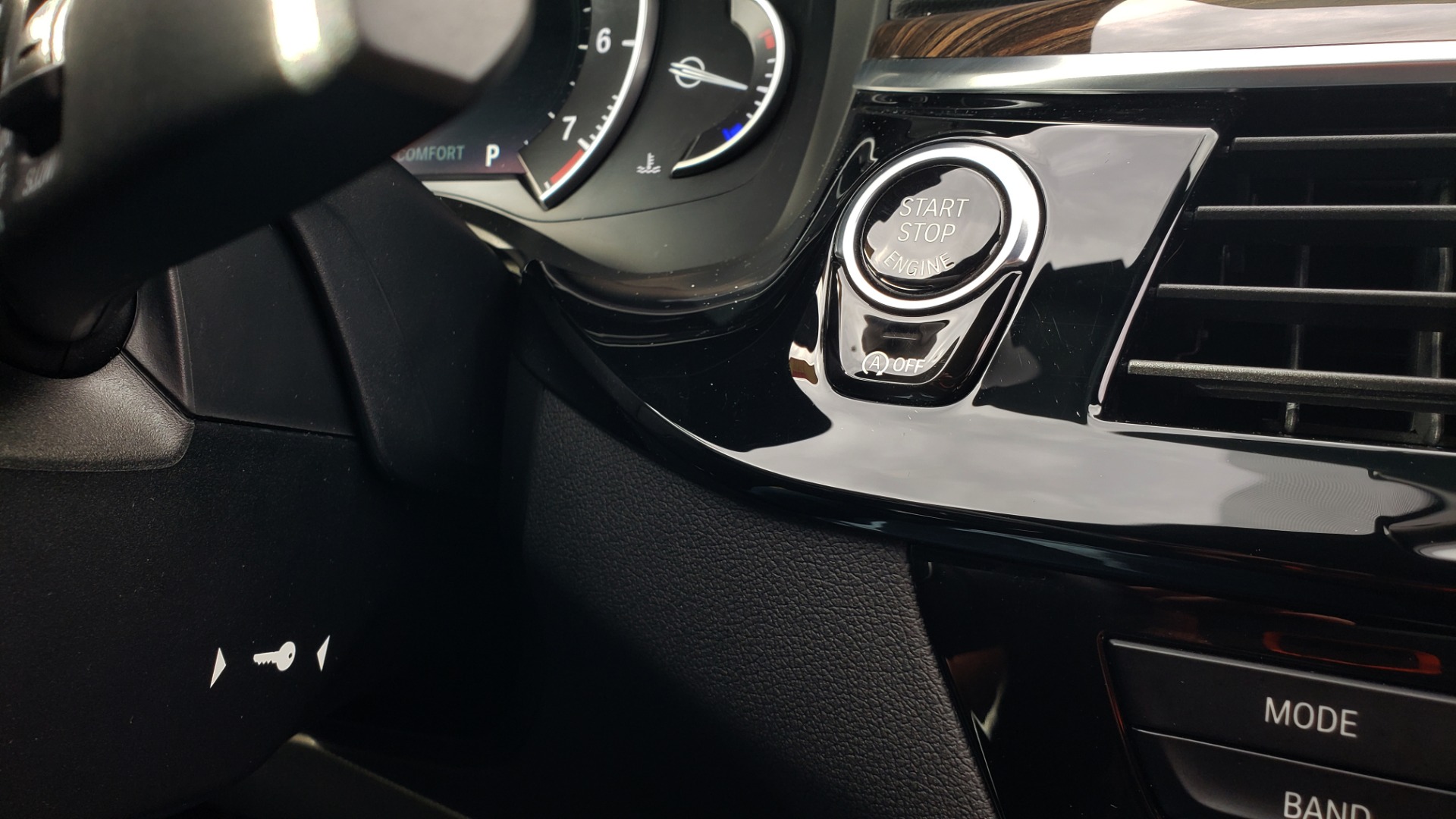 Used 2018 BMW 5 SERIES 540I XDRIVE / M-SPORT / NAV / WIFI / SUNROOF / REARVIEW for sale $36,773 at Formula Imports in Charlotte NC 28227 44