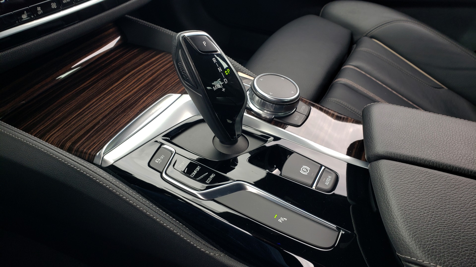 Used 2018 BMW 5 SERIES 540I XDRIVE / M-SPORT / NAV / WIFI / SUNROOF / REARVIEW for sale $36,773 at Formula Imports in Charlotte NC 28227 46