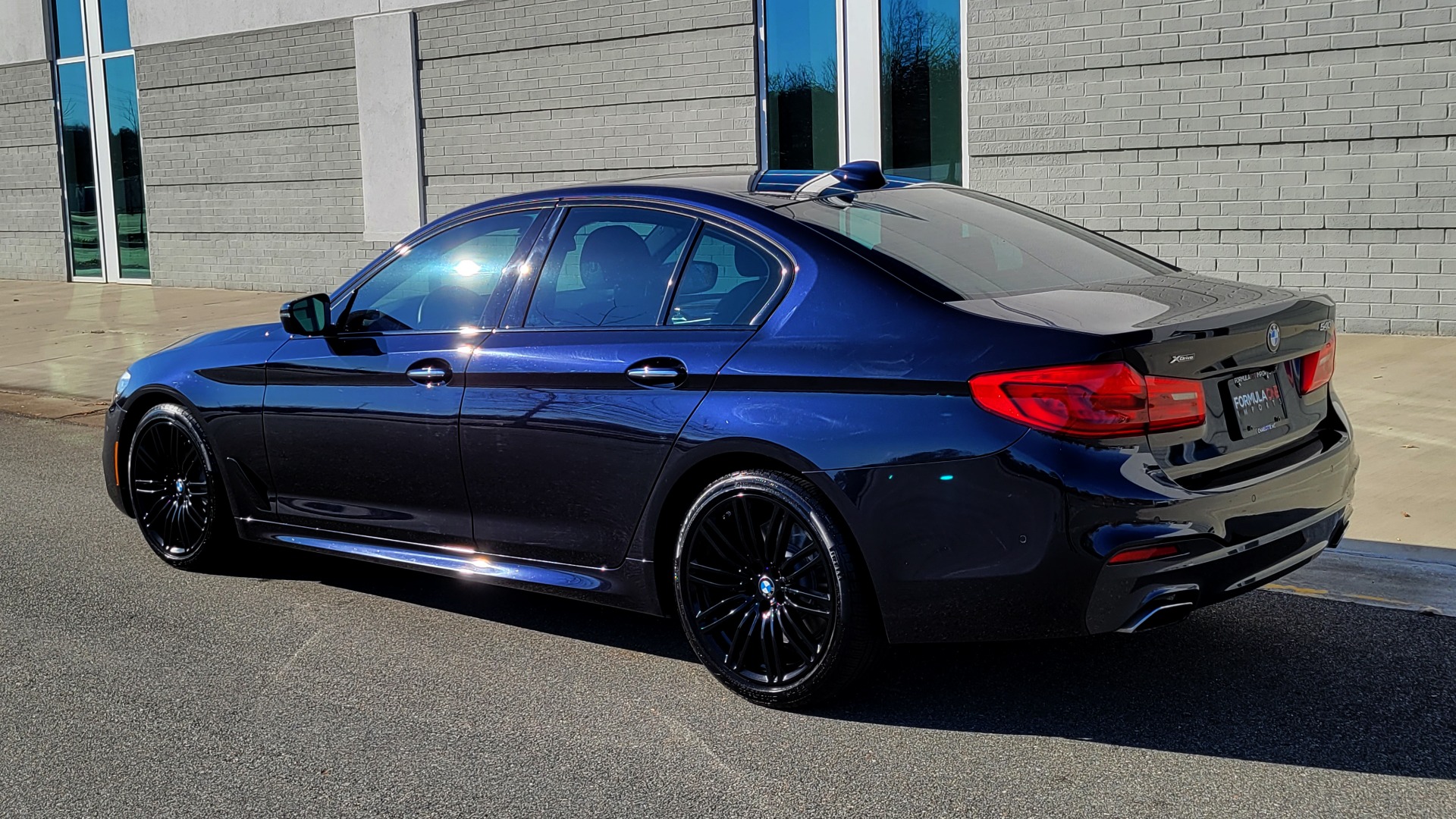 Used 2018 BMW 5 SERIES 540I XDRIVE 3.0L / M-SPORT / NAV / WIFI / SUNROOF / REARVIEW for sale Sold at Formula Imports in Charlotte NC 28227 6