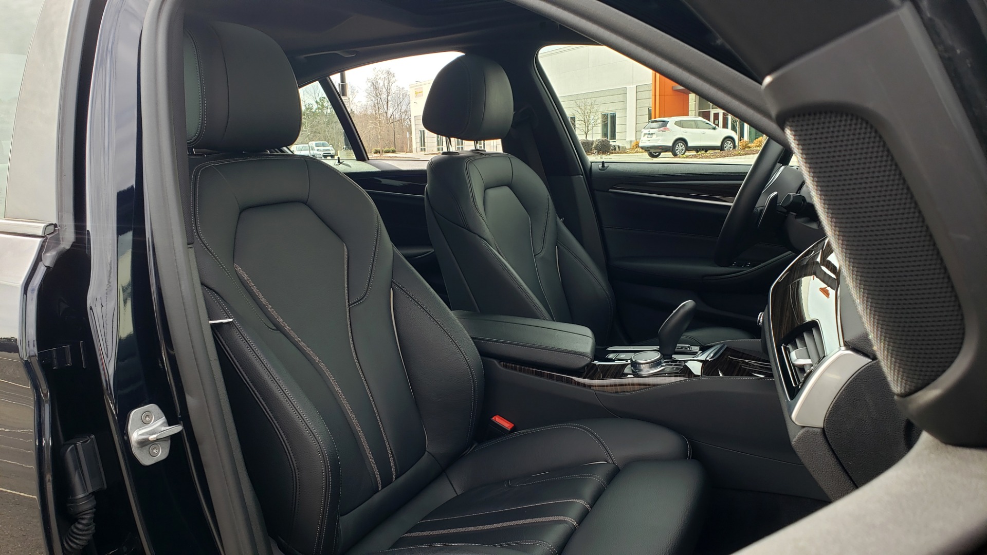 Used 2018 BMW 5 SERIES 540I XDRIVE / M-SPORT / NAV / WIFI / SUNROOF / REARVIEW for sale $36,773 at Formula Imports in Charlotte NC 28227 66