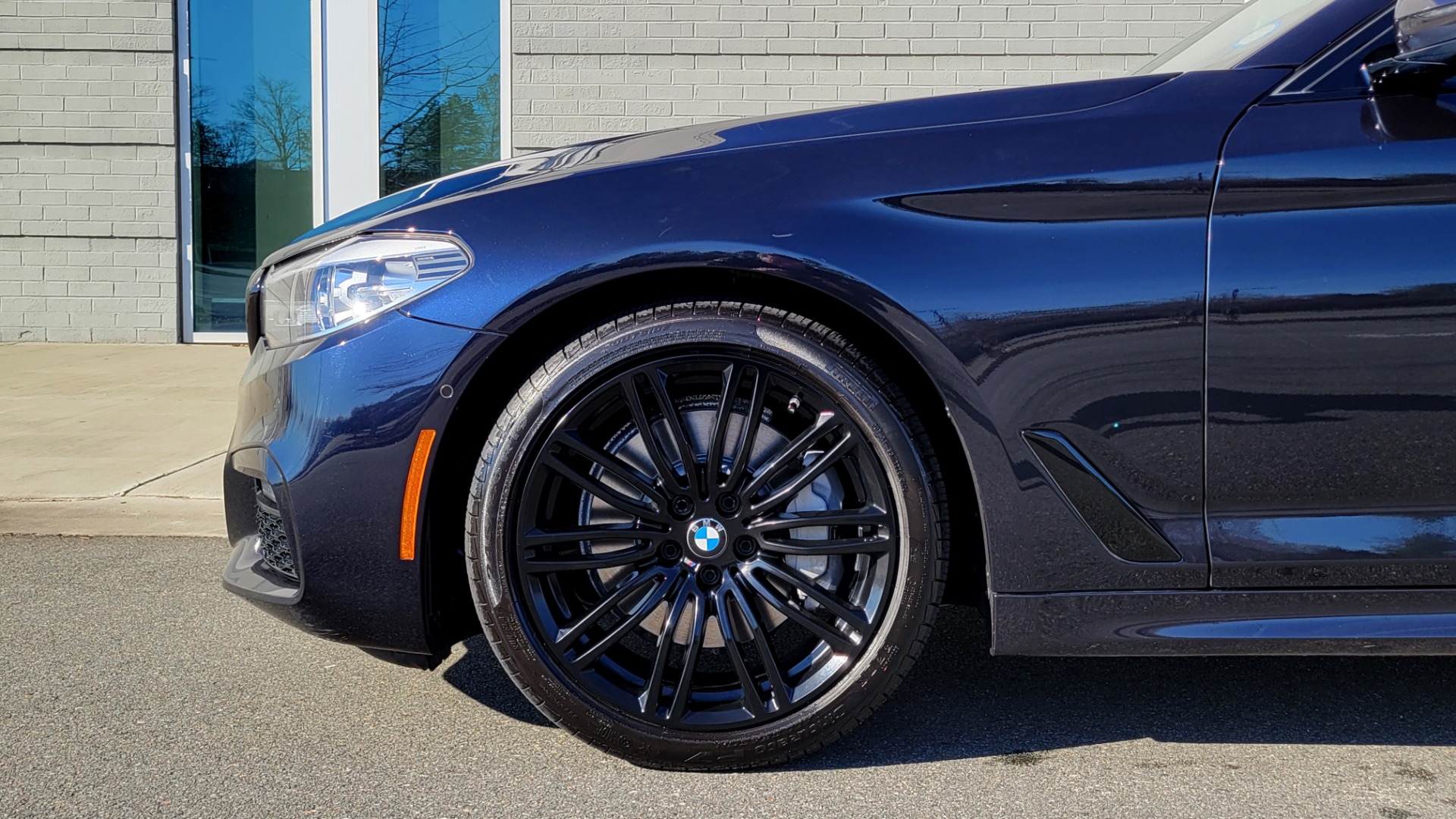 Used 2018 BMW 5 SERIES 540I XDRIVE 3.0L / M-SPORT / NAV / WIFI / SUNROOF / REARVIEW for sale Sold at Formula Imports in Charlotte NC 28227 78