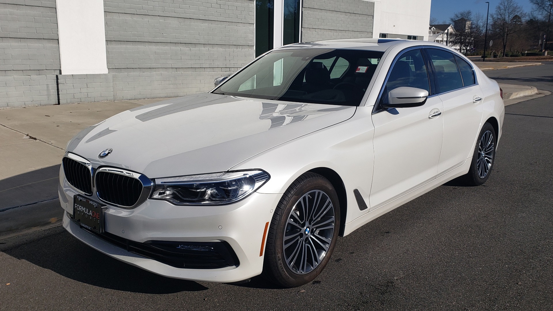 Used 2017 BMW 5 SERIES 540I XDRIVE PREMIUM / NAV / DRVR ASST / CLD WTHR / REARVIEW for sale Sold at Formula Imports in Charlotte NC 28227 2