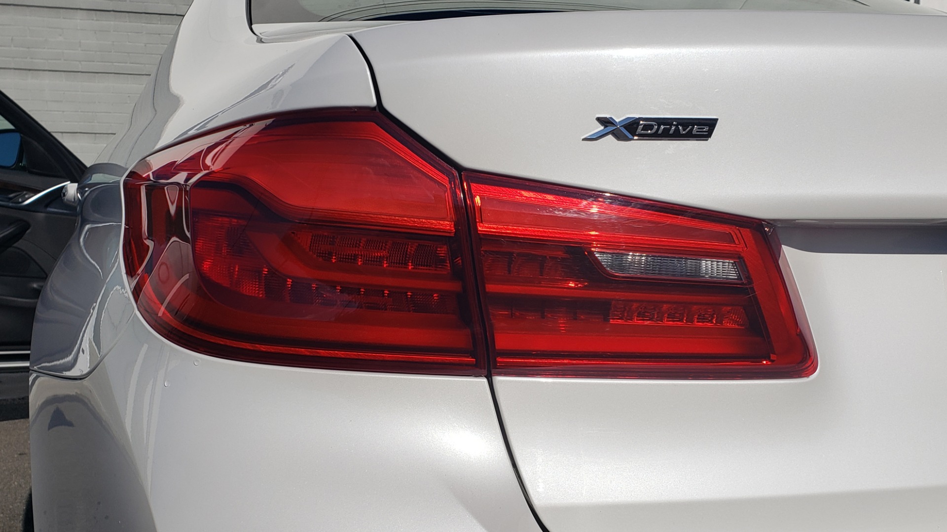 Used 2017 BMW 5 SERIES 540I XDRIVE PREMIUM / NAV / DRVR ASST / CLD WTHR / REARVIEW for sale Sold at Formula Imports in Charlotte NC 28227 24