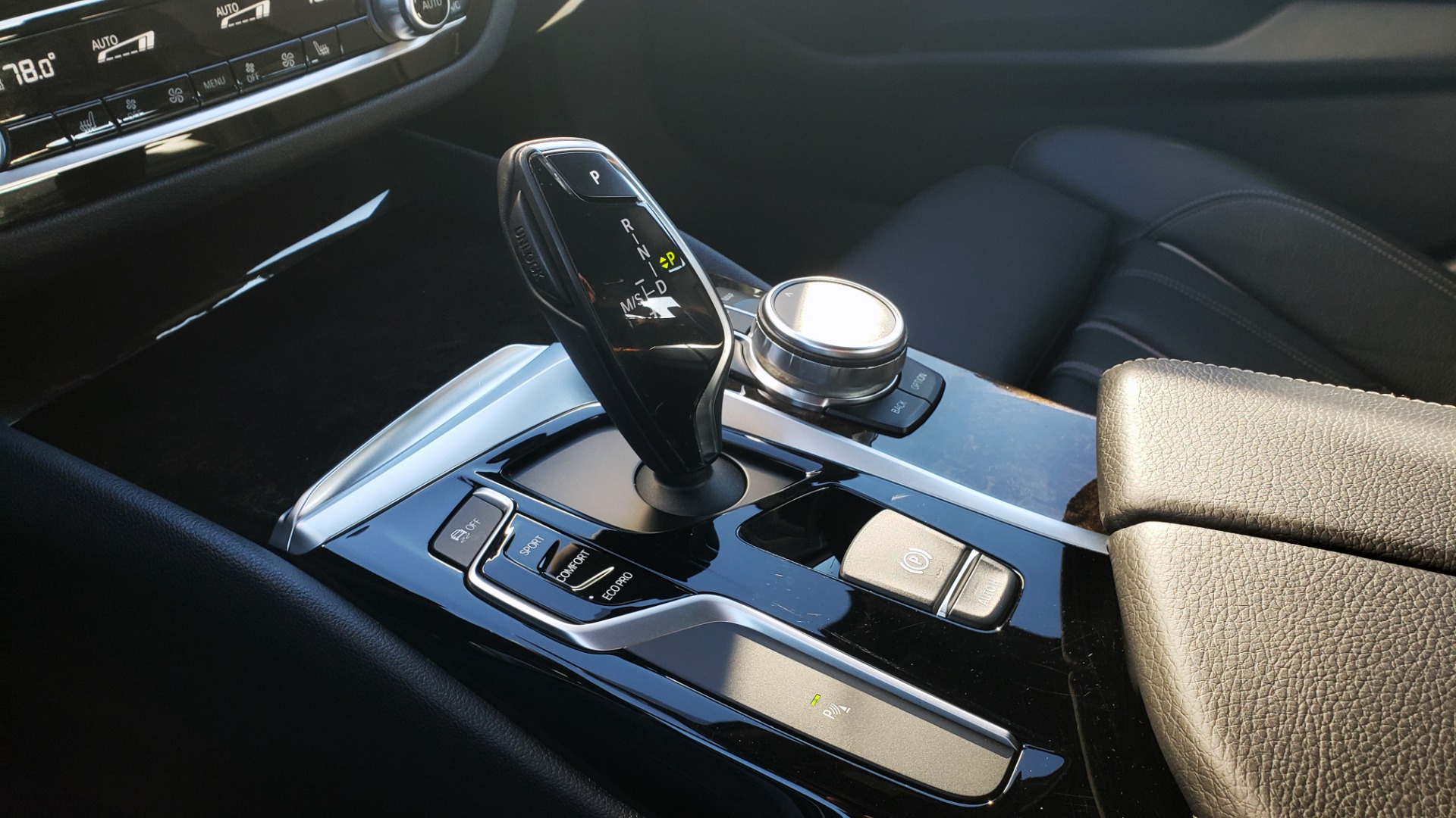 Used 2017 BMW 5 SERIES 540I XDRIVE PREMIUM / NAV / DRVR ASST / CLD WTHR / REARVIEW for sale Sold at Formula Imports in Charlotte NC 28227 46
