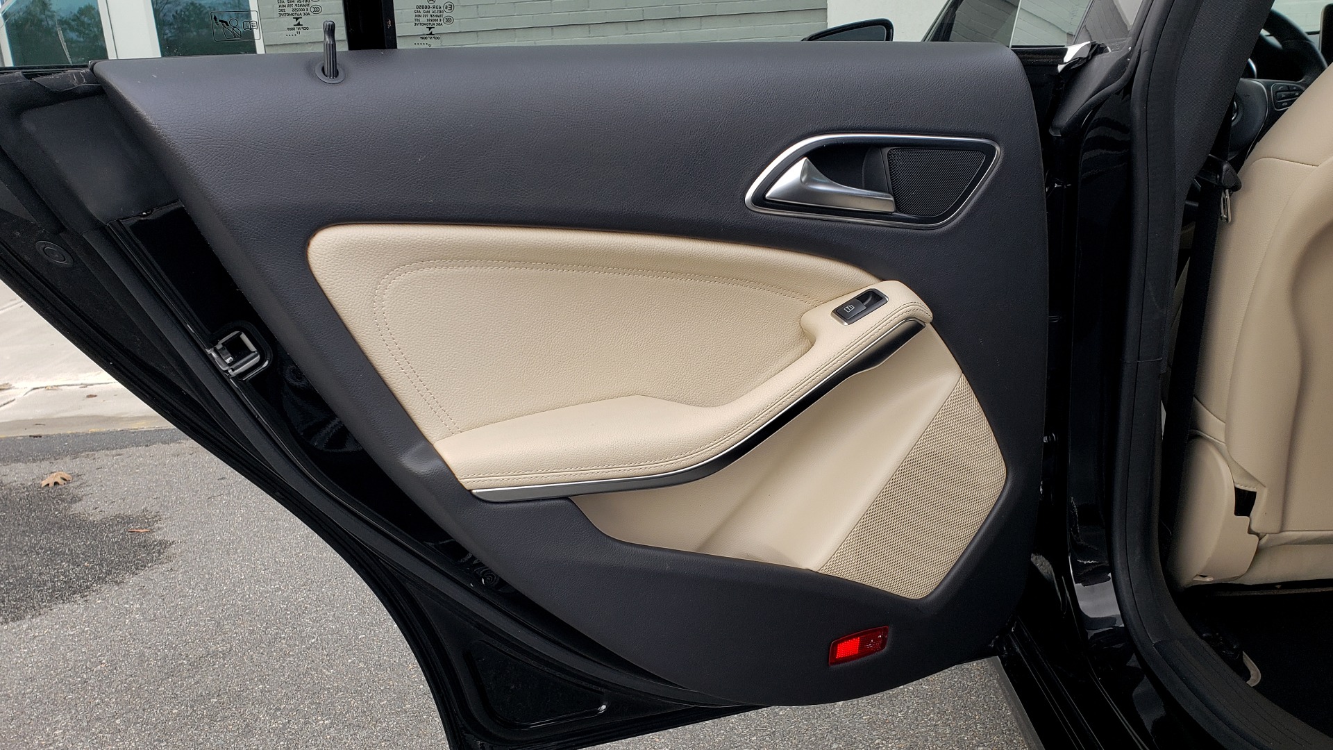 Used 2018 Mercedes-Benz CLA 250 / HEATED SEATS / BSA / APPLE CARPLAY / ANDROID AUTO / 18IN WHEEL for sale Sold at Formula Imports in Charlotte NC 28227 55