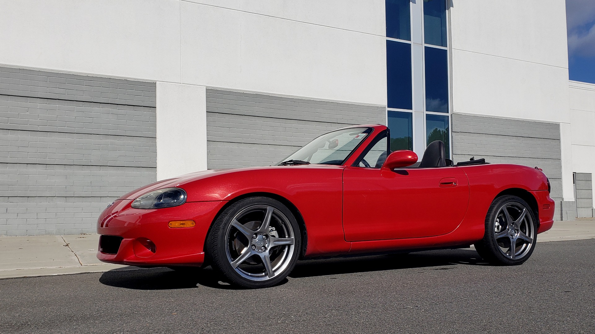 Used 2004 Mazda MX-5 MIATA 2DR CONVERTIBLE MAZDASPEED / GRAND TOURING PKG for sale Sold at Formula Imports in Charlotte NC 28227 4