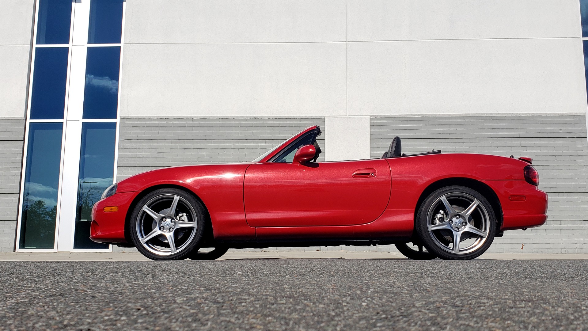 Used 2004 Mazda MX-5 MIATA 2DR CONVERTIBLE MAZDASPEED / GRAND TOURING PKG for sale Sold at Formula Imports in Charlotte NC 28227 5