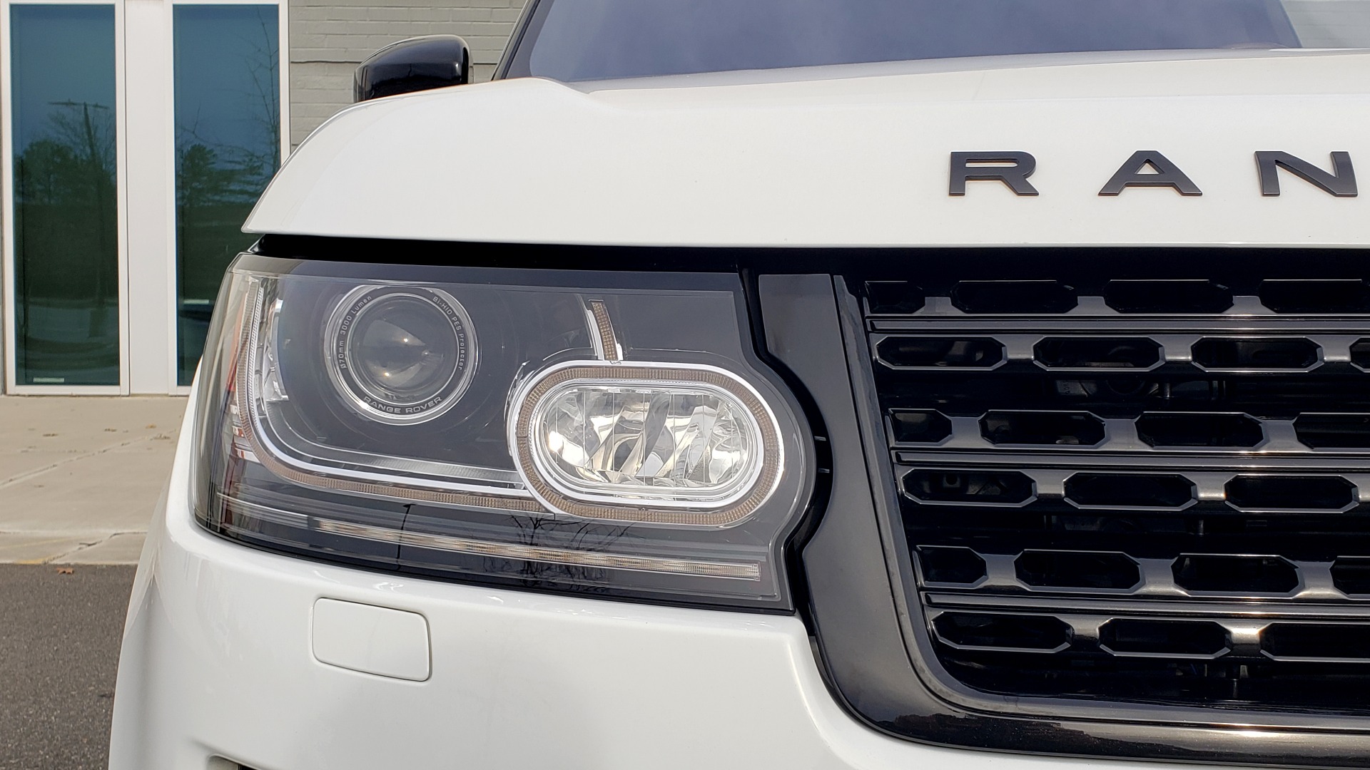 Used 2017 Land Rover RANGE ROVER HSE TD6 DIESEL / 4WD / NAV / MERIDIAN / PANO-ROOF / REARVIEW for sale Sold at Formula Imports in Charlotte NC 28227 21