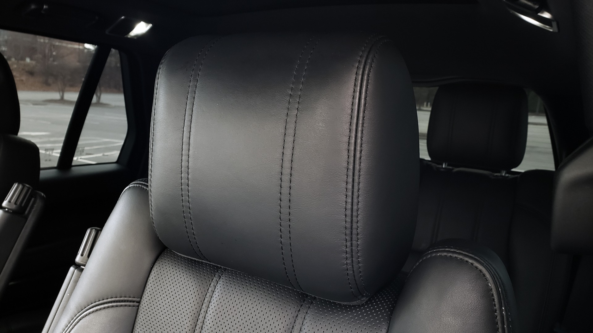 Used 2017 Land Rover RANGE ROVER HSE TD6 DIESEL / 4WD / NAV / MERIDIAN / PANO-ROOF / REARVIEW for sale Sold at Formula Imports in Charlotte NC 28227 39