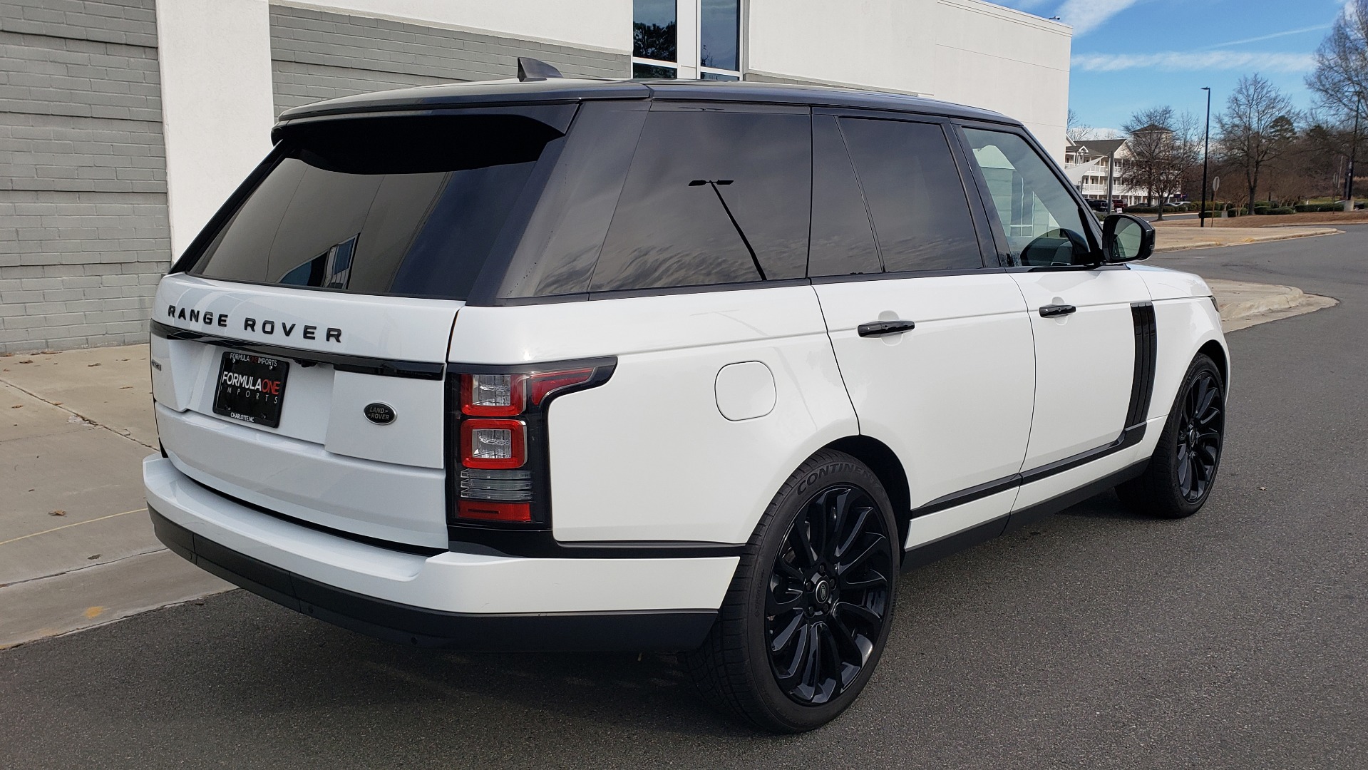 Used 2017 Land Rover RANGE ROVER HSE TD6 DIESEL / 4WD / NAV / MERIDIAN / PANO-ROOF / REARVIEW for sale Sold at Formula Imports in Charlotte NC 28227 5