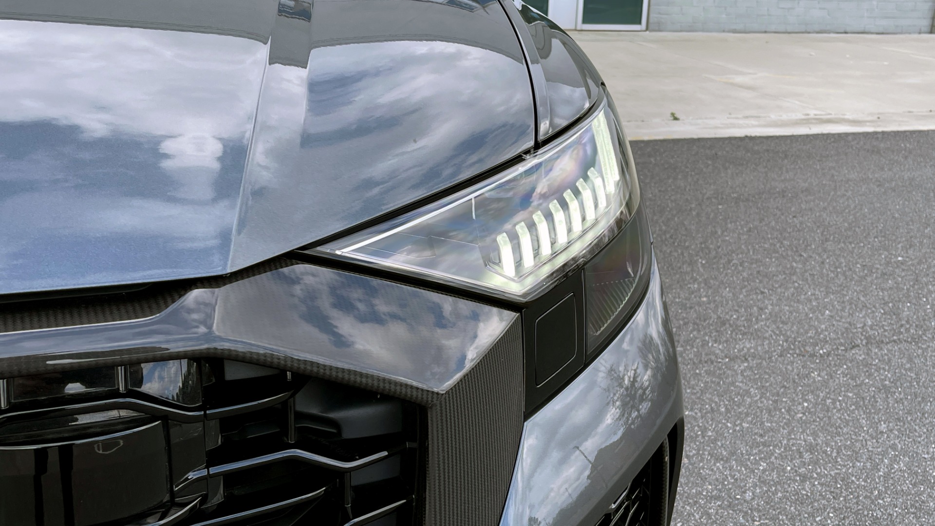 Used 2021 Audi RS Q8 4.0 TFSI 591HP / CARBON OPTIC / BLACK OPTIC / / B&O SND / REARVIEW for sale Sold at Formula Imports in Charlotte NC 28227 12