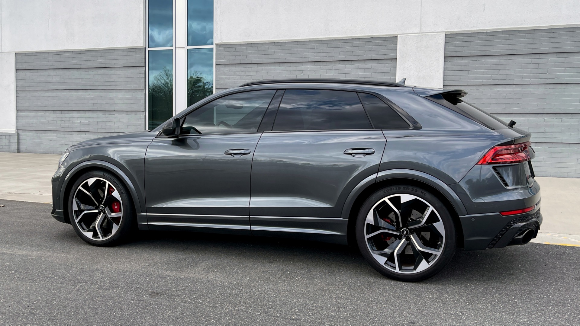 Used 2021 Audi RS Q8 4.0 TFSI 591HP / CARBON OPTIC / BLACK OPTIC / / B&O SND / REARVIEW for sale Sold at Formula Imports in Charlotte NC 28227 4