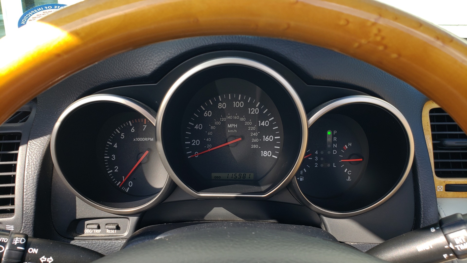 Used 2004 Lexus SC 430 CONVERTIBLE / 4.3L V8 / 5-SPD AUTO / MARK LEVINSON / 18IN WHEELS for sale Sold at Formula Imports in Charlotte NC 28227 52